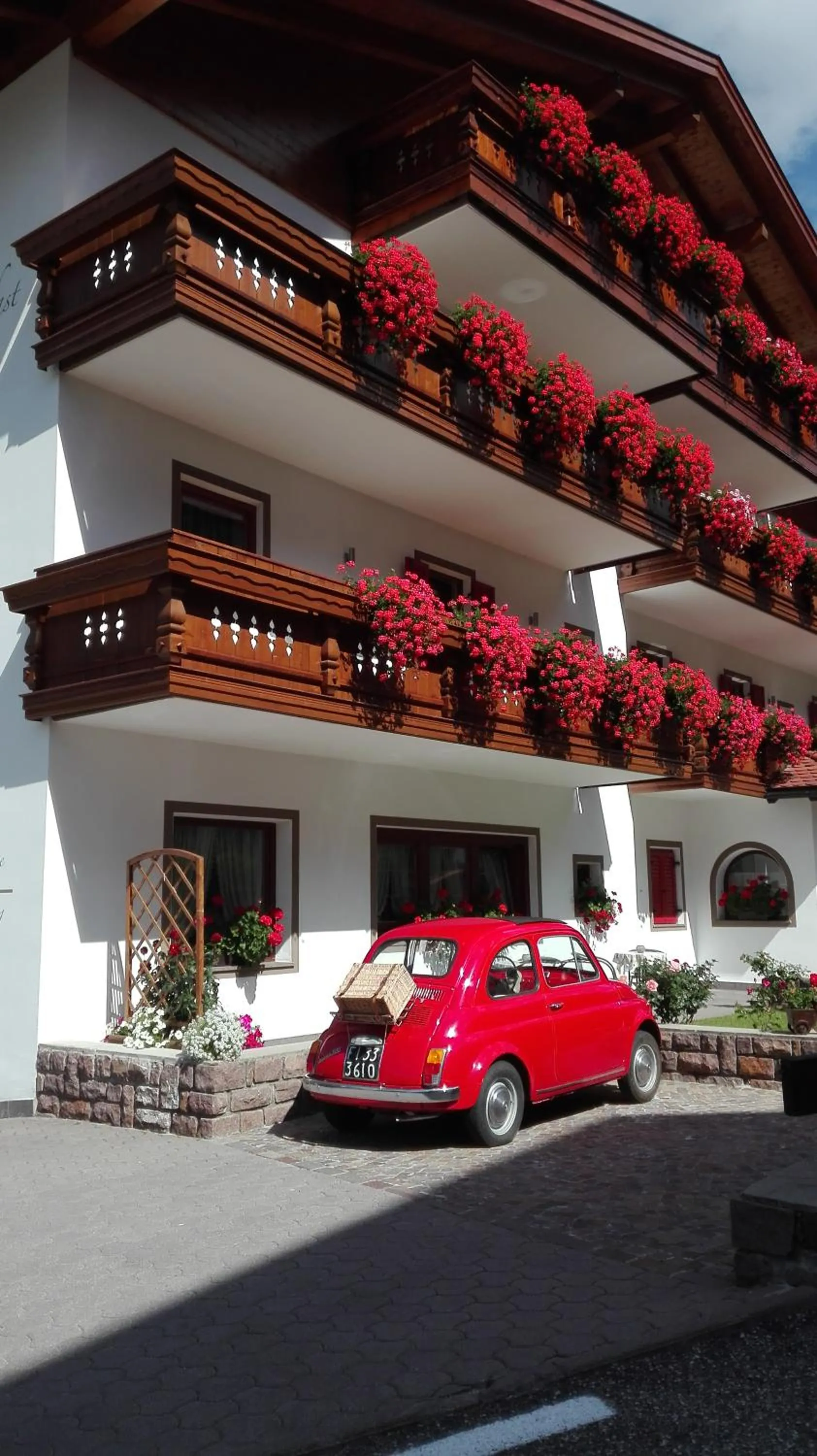 Property building in Hotel Garni Walter
