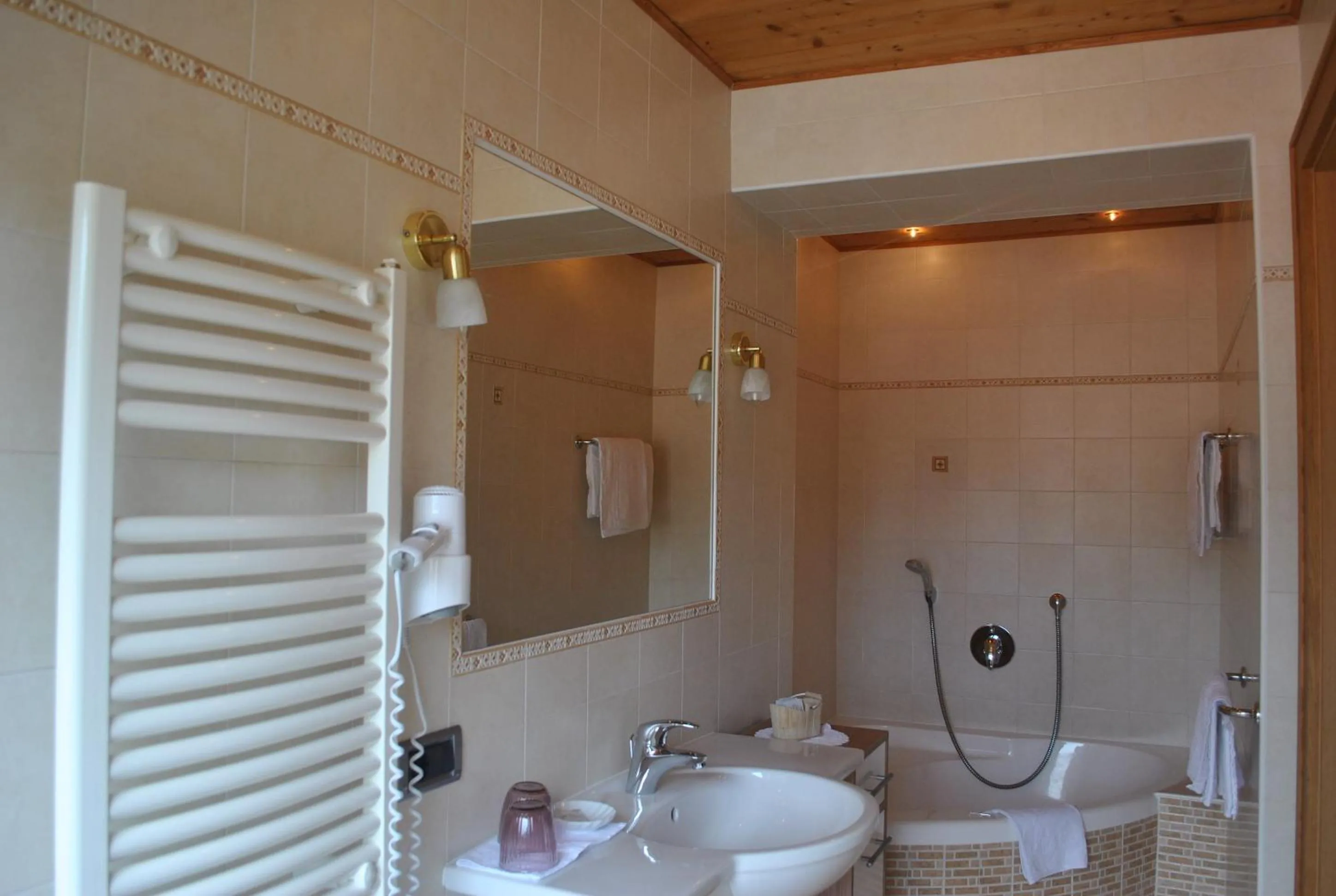 Bathroom in Hotel Garni Walter
