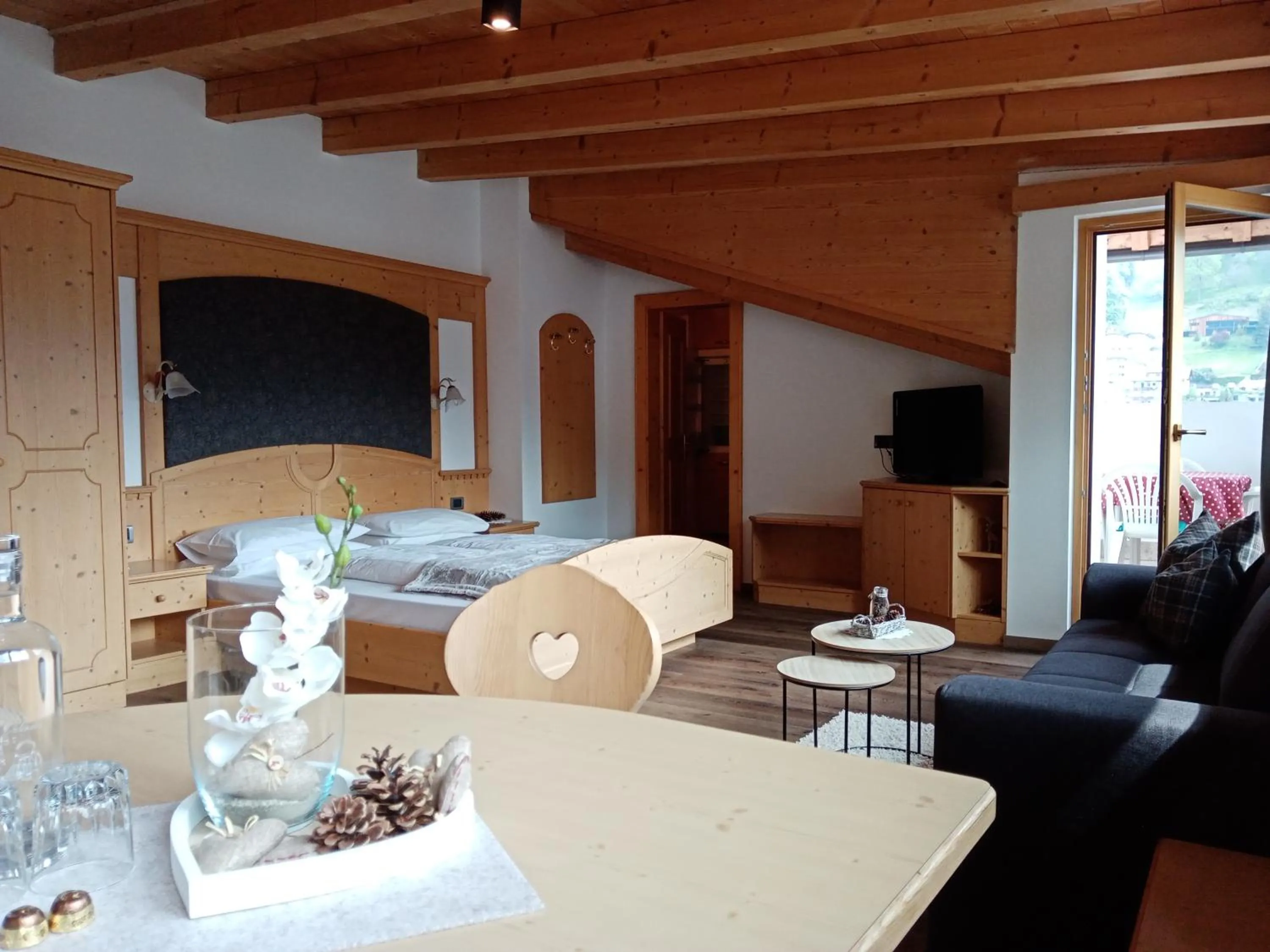 Photo of the whole room, Bed in Hotel Garni Walter