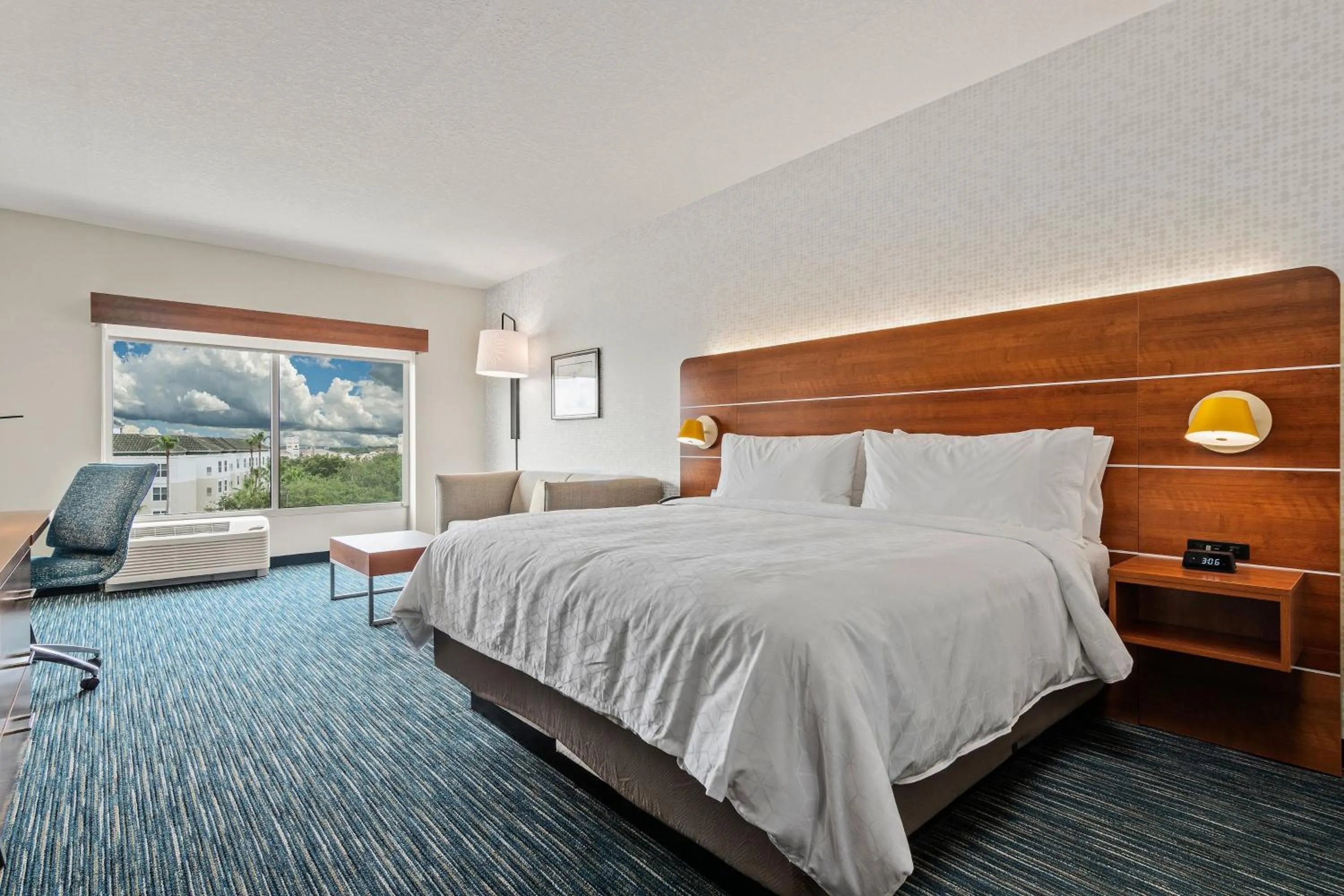 Photo of the whole room, Bed in Holiday Inn Express & Suites Orlando- Lake Buena Vista by IHG