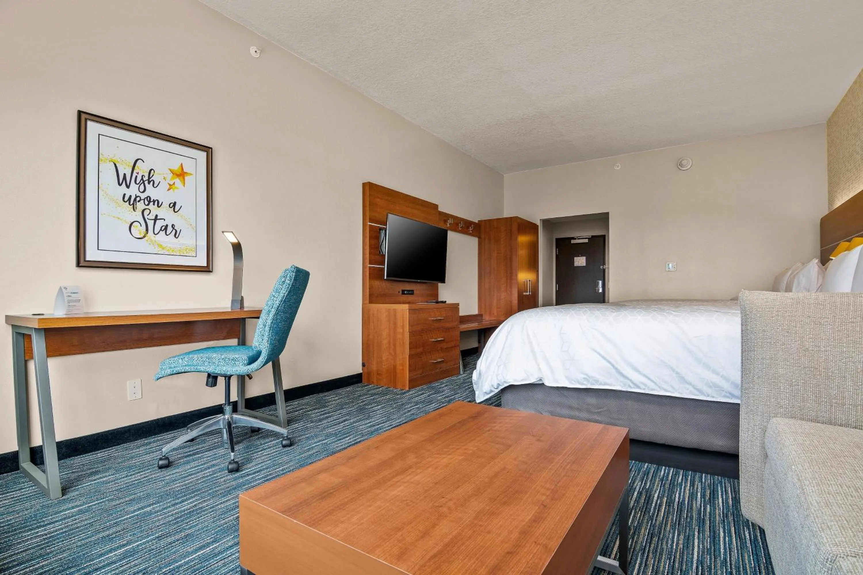 Photo of the whole room, Bed in Holiday Inn Express & Suites Orlando- Lake Buena Vista by IHG
