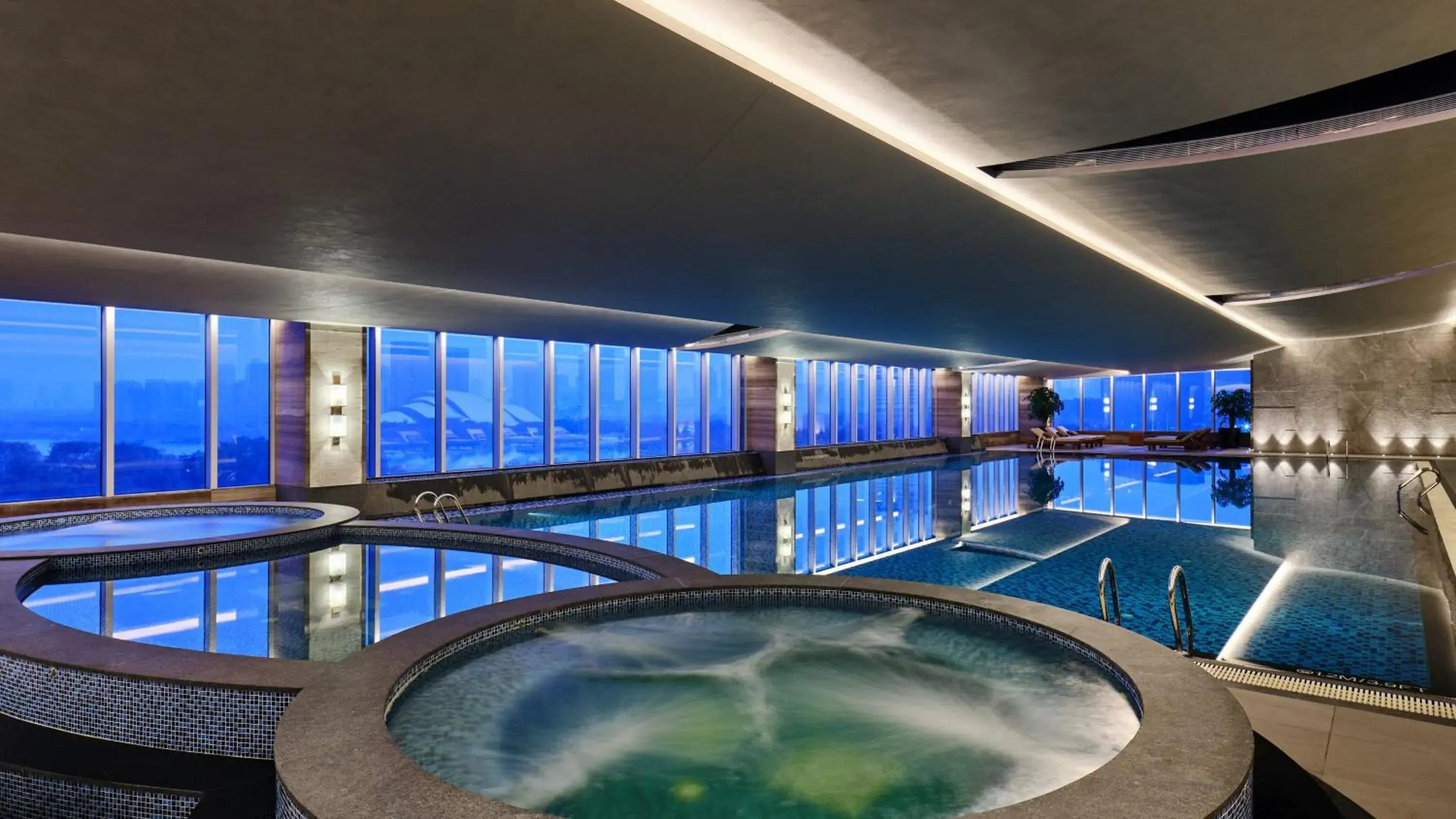 Swimming pool in InterContinental Hefei by IHG Swimming pool in InterContinental Hefei by IHG