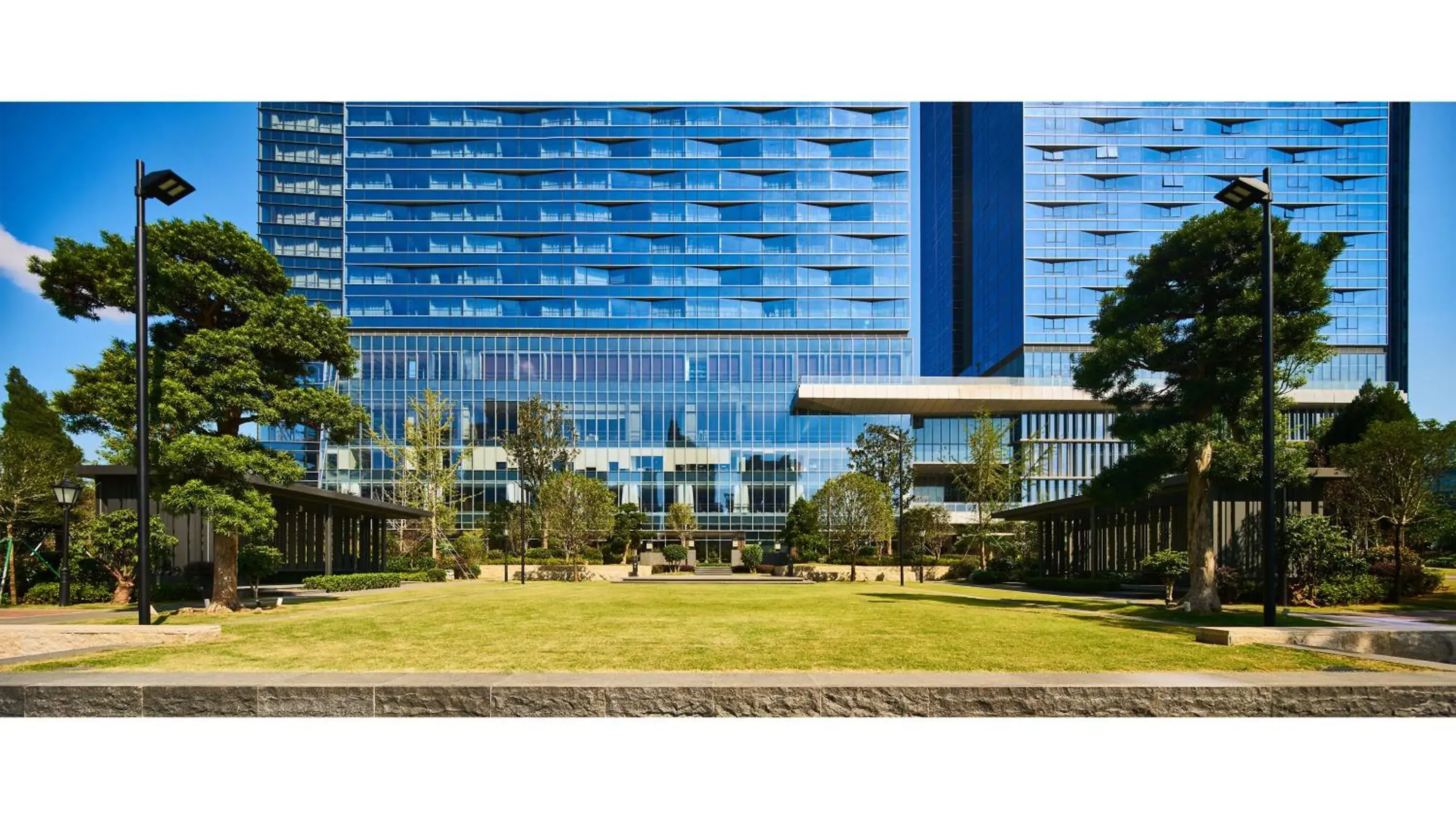Property building in InterContinental Hefei by IHG Property building in InterContinental Hefei by IHG