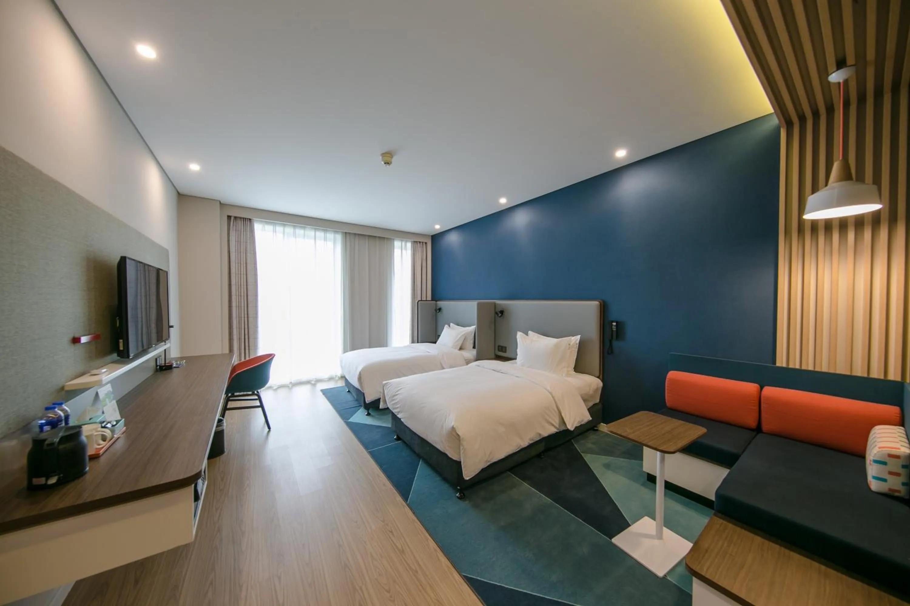 Photo of the whole room, Bed in Holiday Inn Express Hefei High Tech by IHG