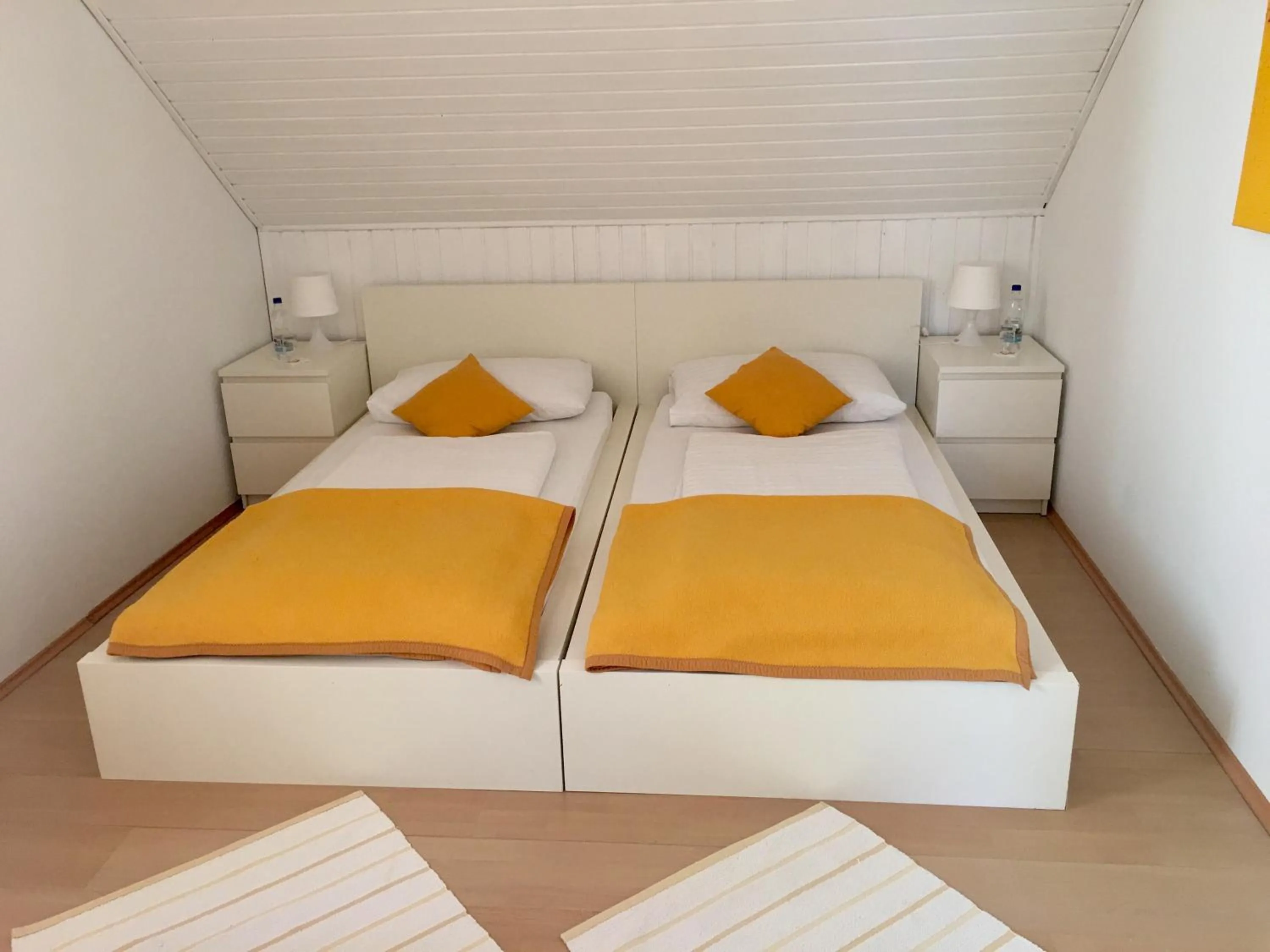 Gösser BACHGASSLHOF -- Bed and Breakfast -- Apartments