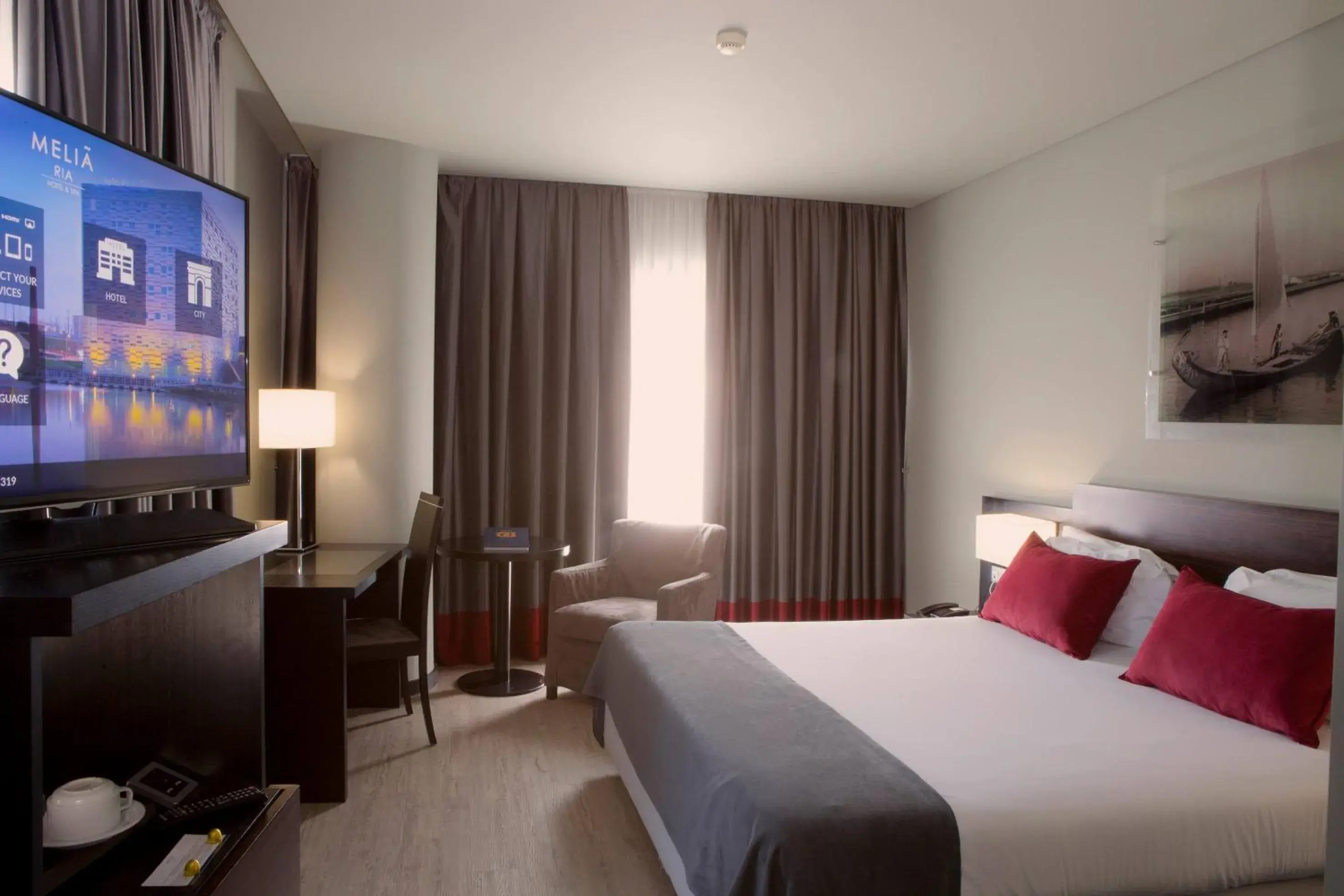 Property building, Bed in Melia Ria Hotel & Spa Property building, Bed in Melia Ria Hotel & Spa