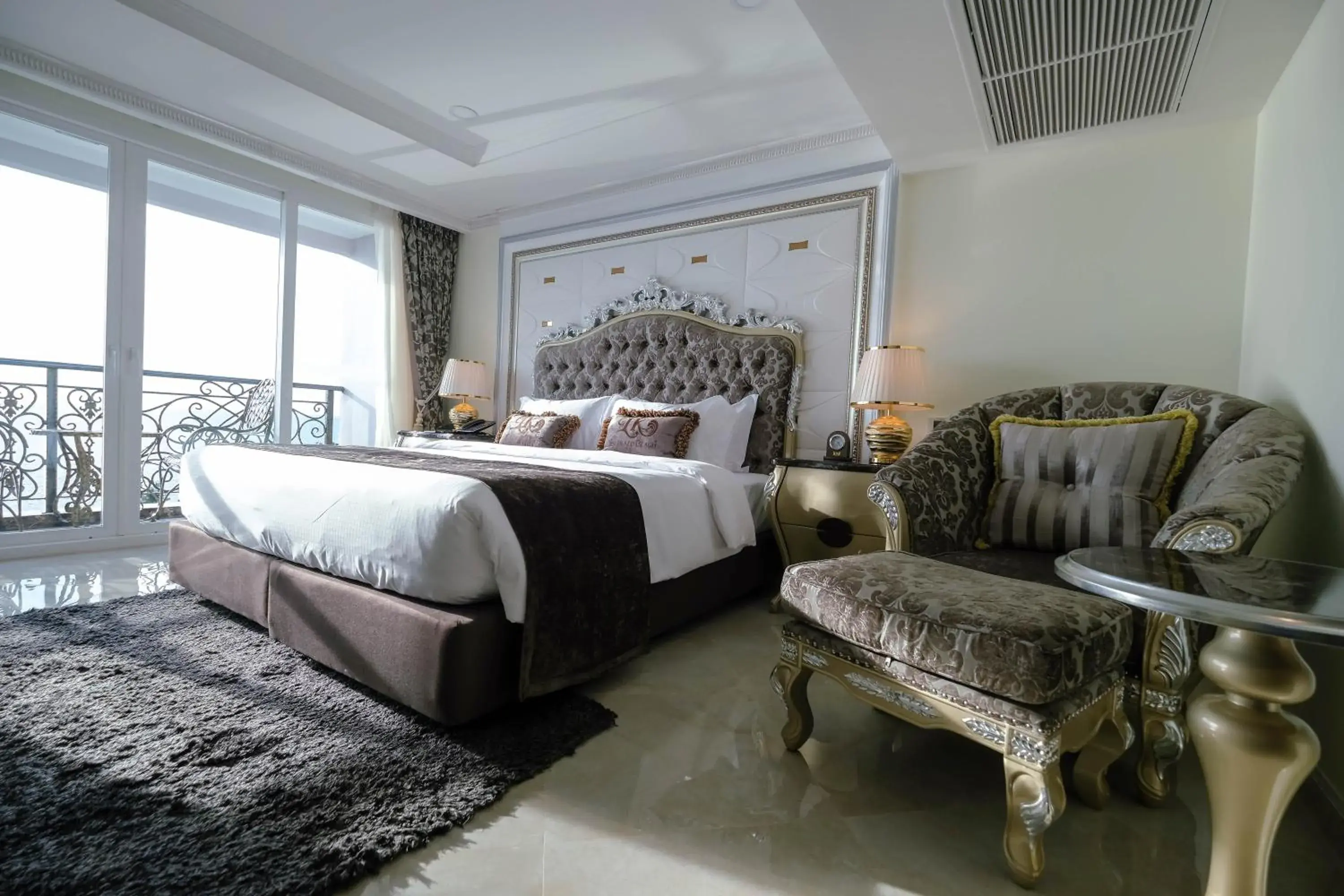 Seating area, Bed in LK Emerald Beach - SHA Extra Plus Seating area, Bed in LK Emerald Beach - SHA Extra Plus