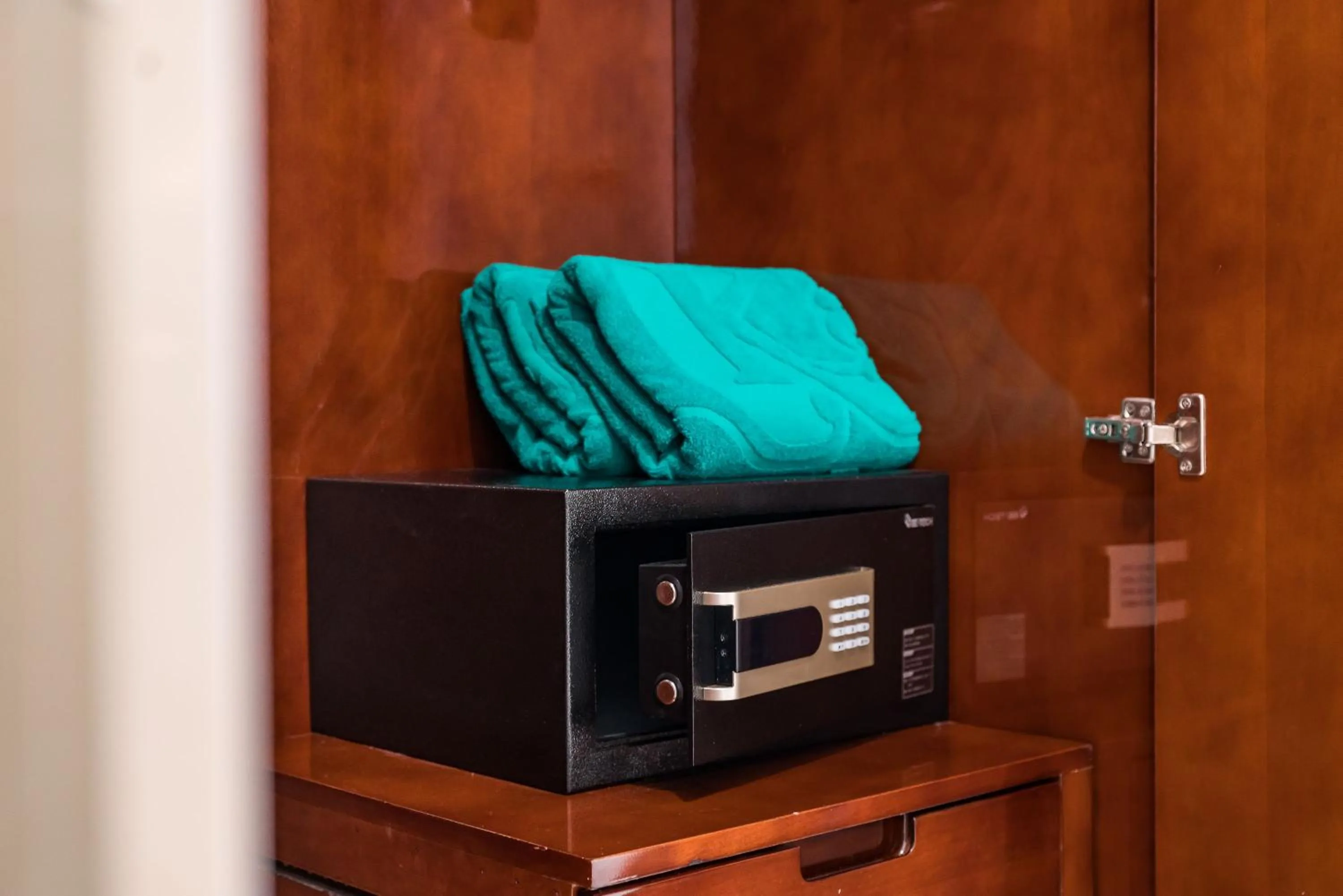 towels in LK Emerald Beach - SHA Extra Plus