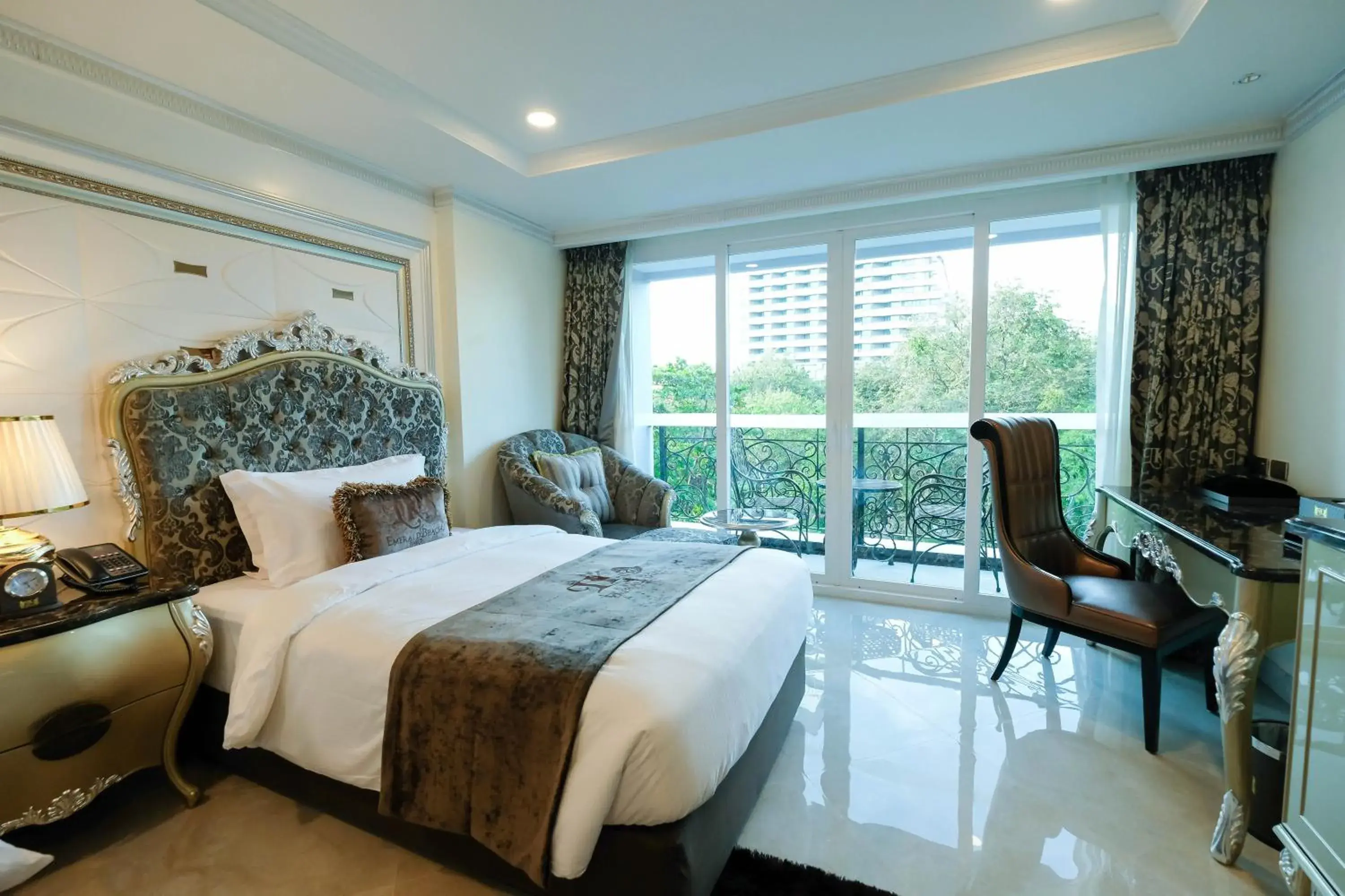 City view, Bed in LK Emerald Beach - SHA Extra Plus City view, Bed in LK Emerald Beach - SHA Extra Plus