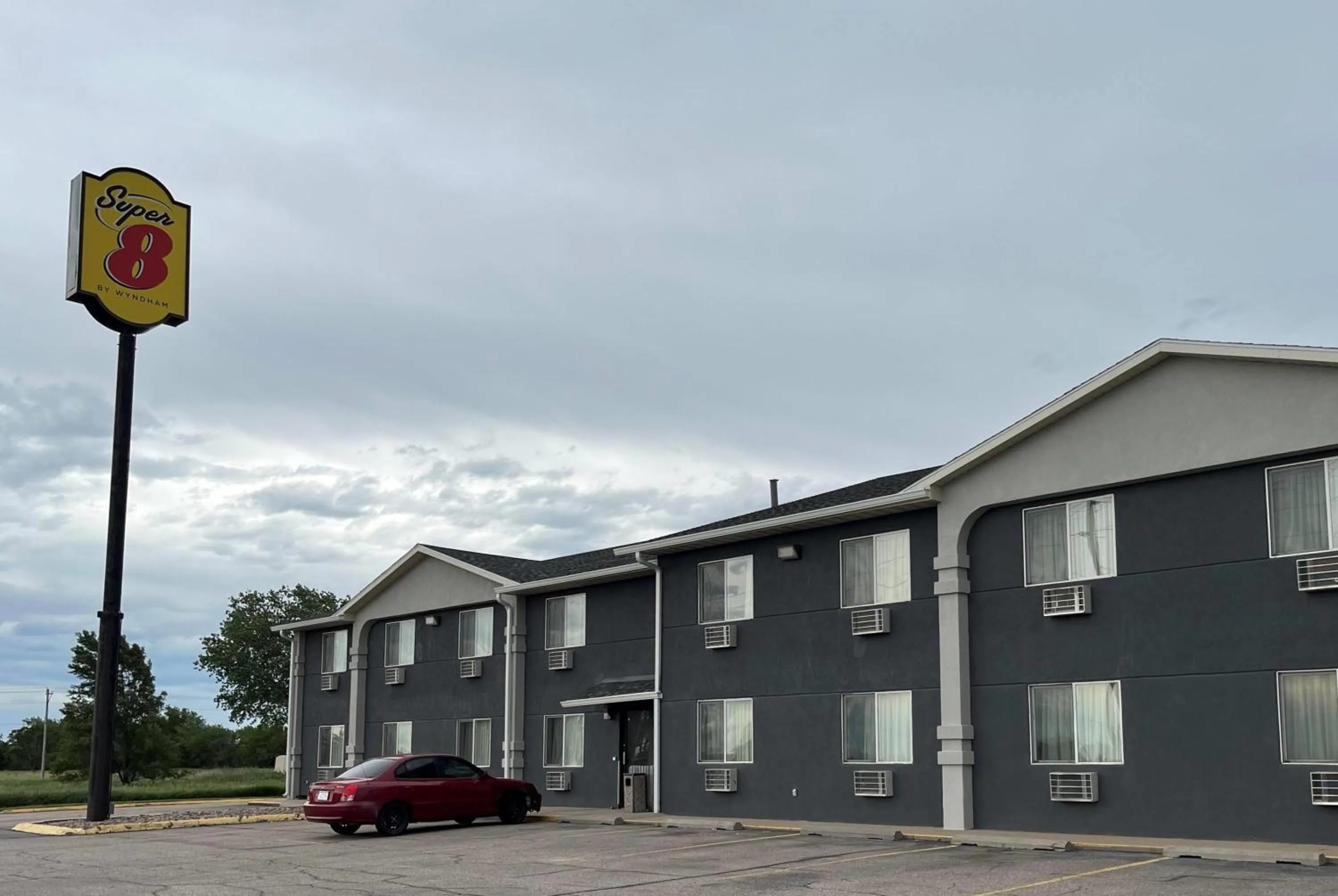 Property building in Super 8 by Wyndham Lexington