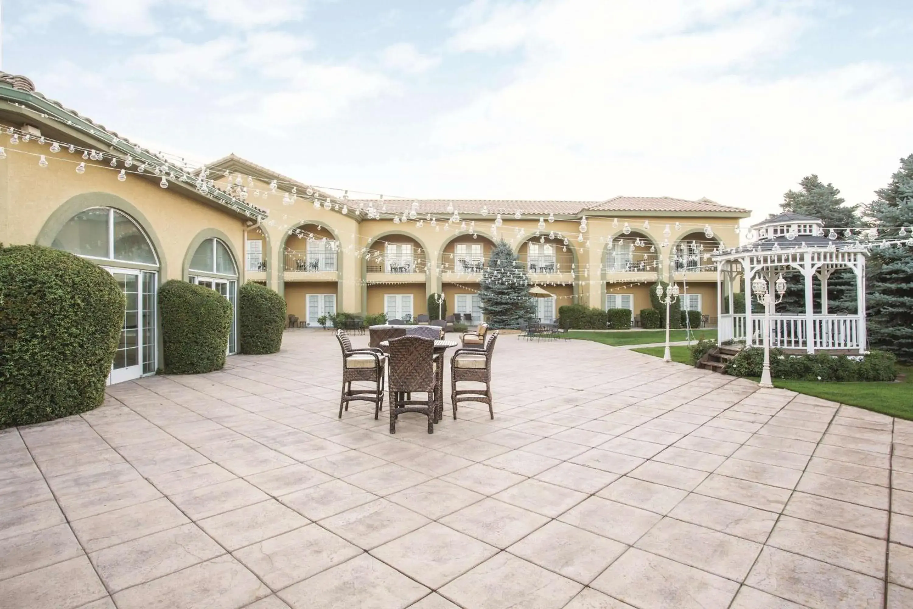 Property building in La Quinta by Wyndham Conference Center Prescott Property building in La Quinta by Wyndham Conference Center Prescott