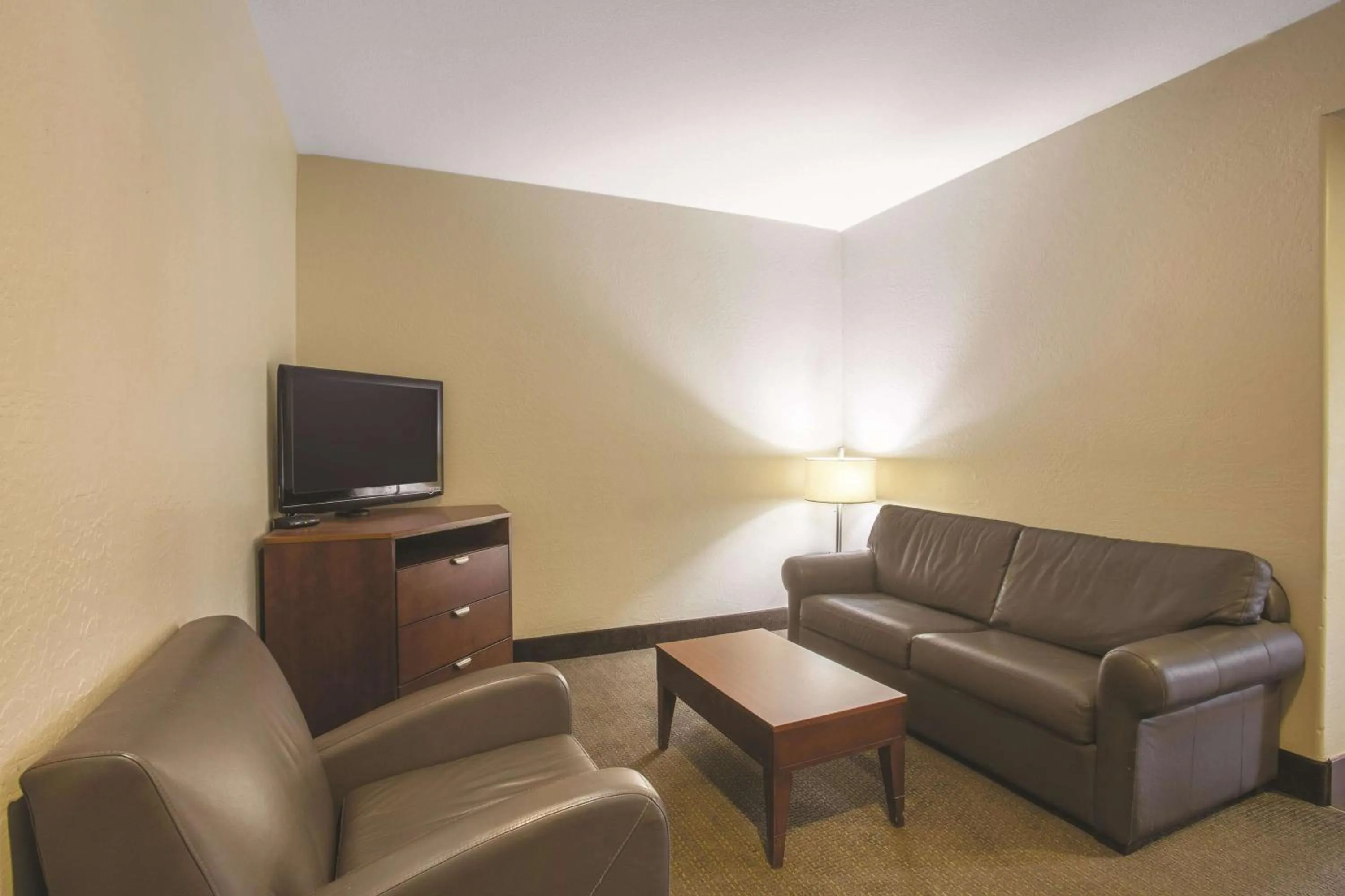 Photo of the whole room in La Quinta by Wyndham Conference Center Prescott