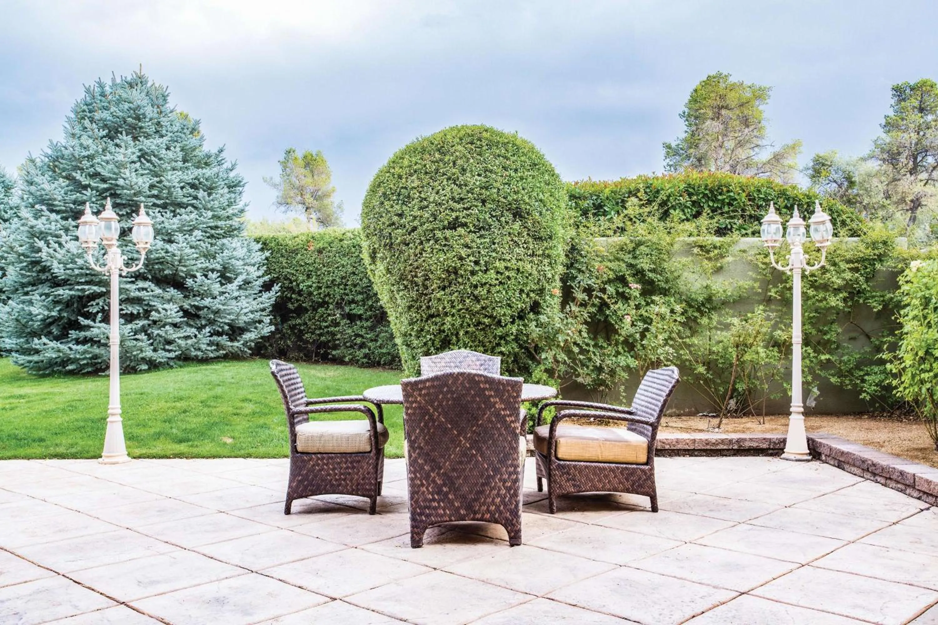 Property building in La Quinta by Wyndham Conference Center Prescott