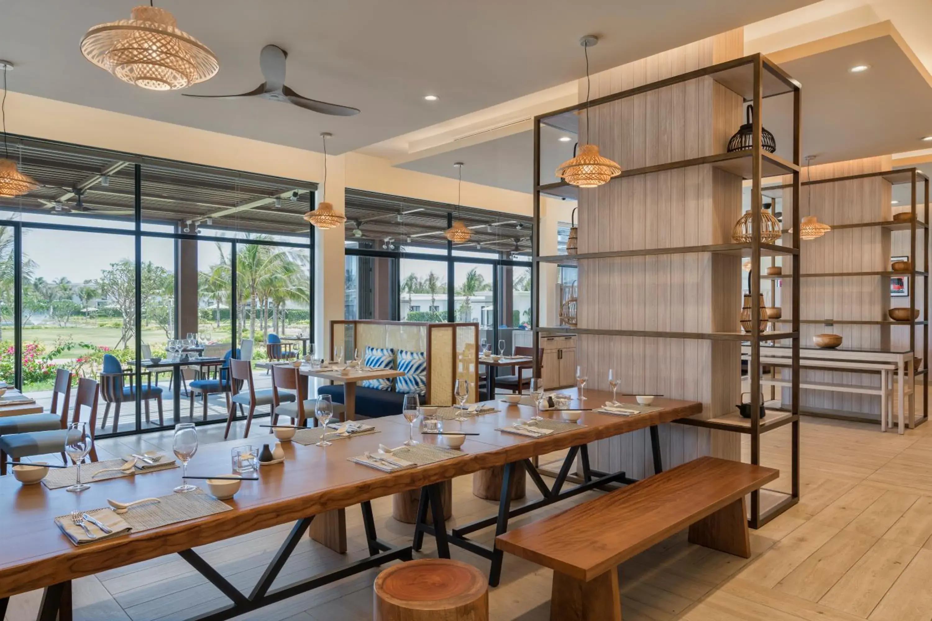 Restaurant/places to eat in Melia Ho Tram Beach Resort Restaurant/places to eat in Melia Ho Tram Beach Resort