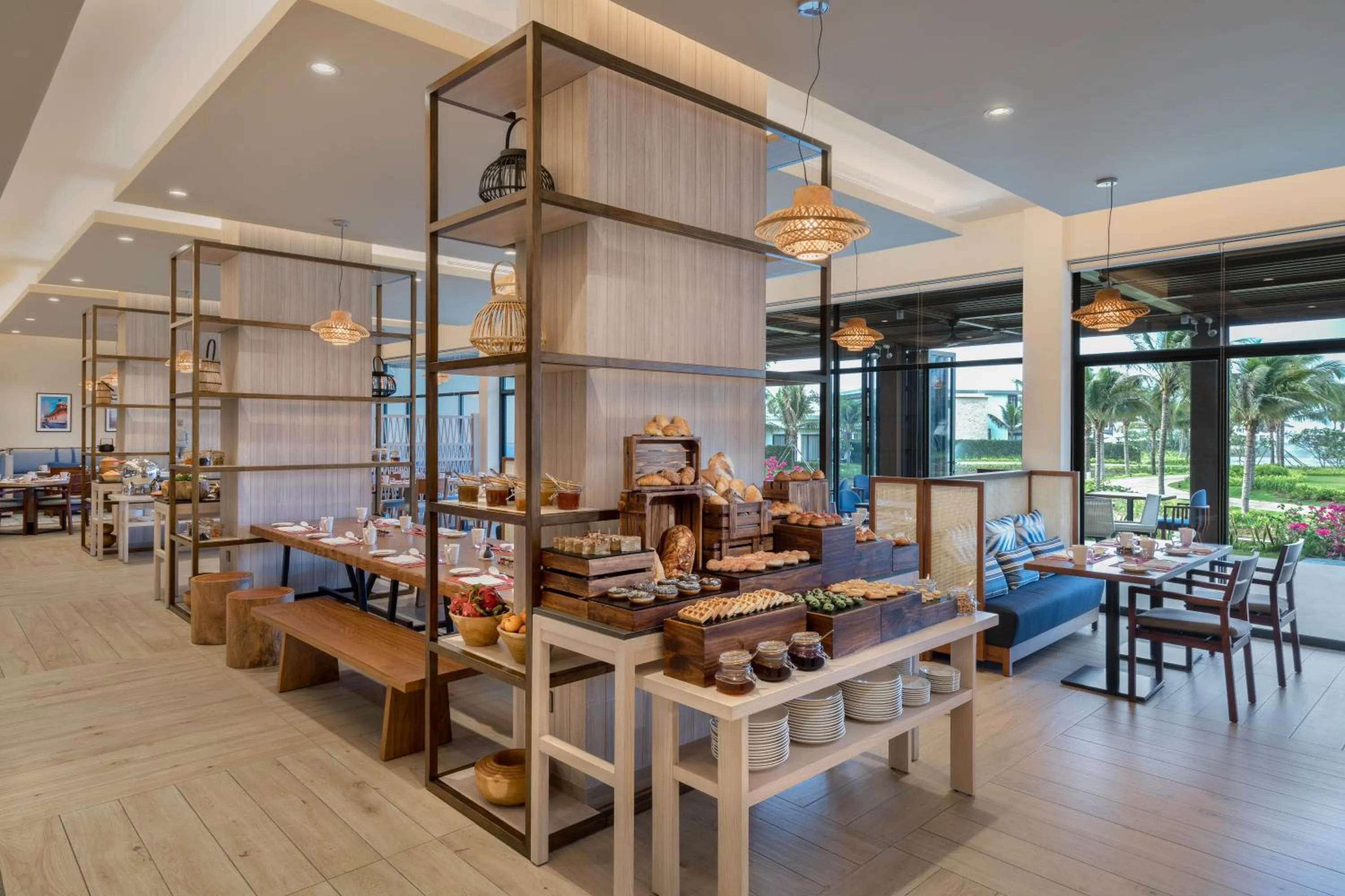 Restaurant/places to eat in Melia Ho Tram Beach Resort