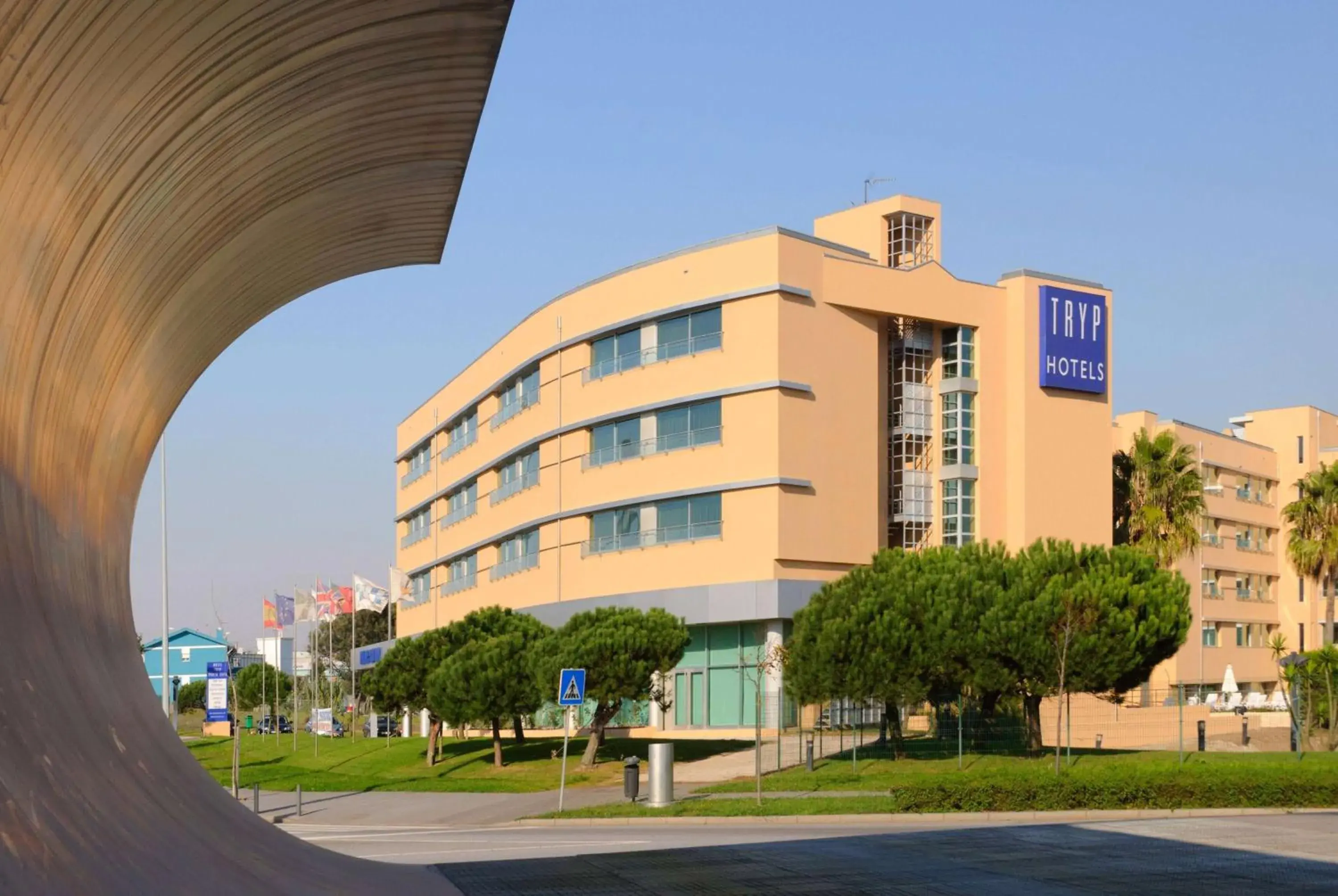 Property building in TRYP by Wyndham Porto Expo Hotel Property building in TRYP by Wyndham Porto Expo Hotel