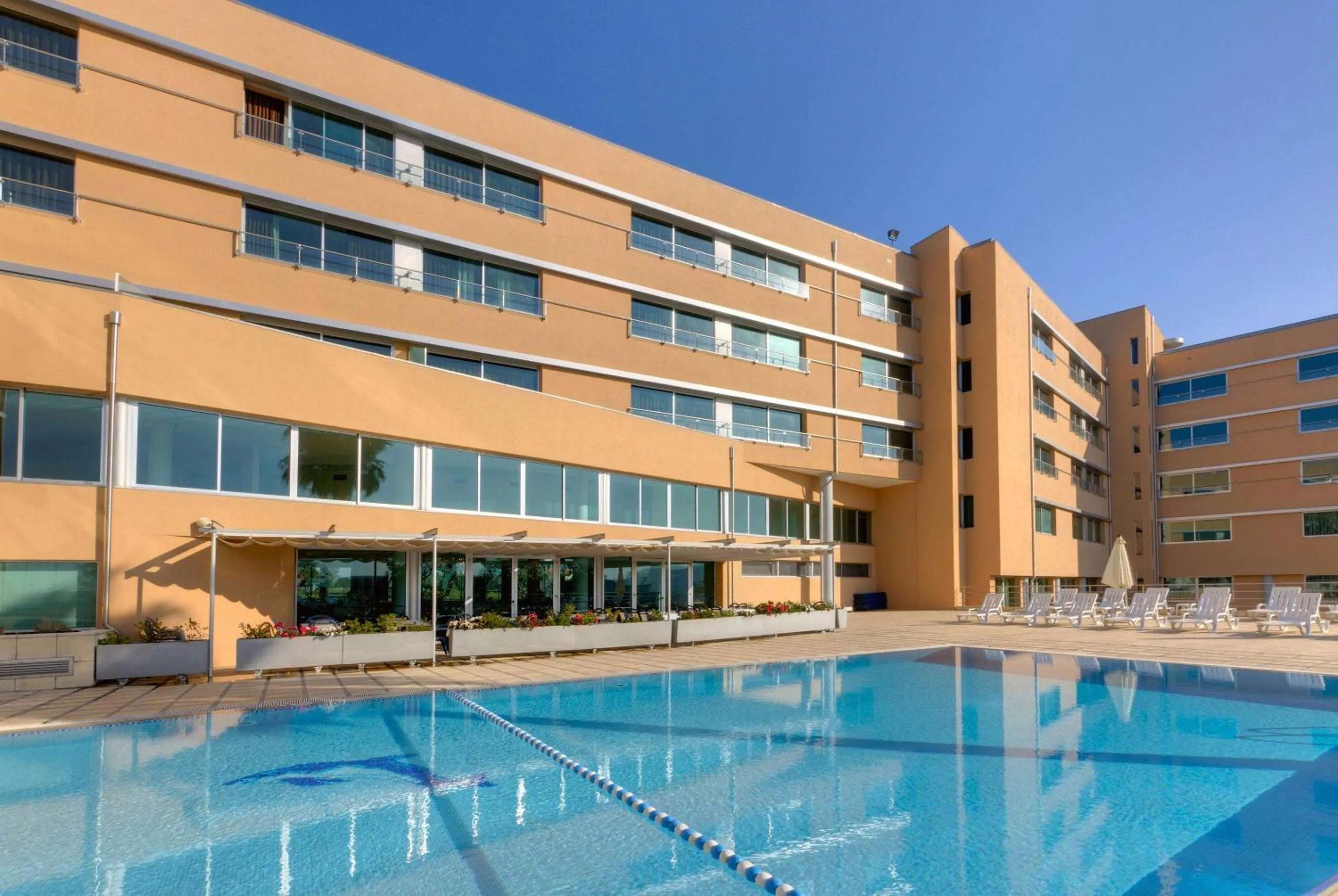 Pool view in TRYP by Wyndham Porto Expo Hotel