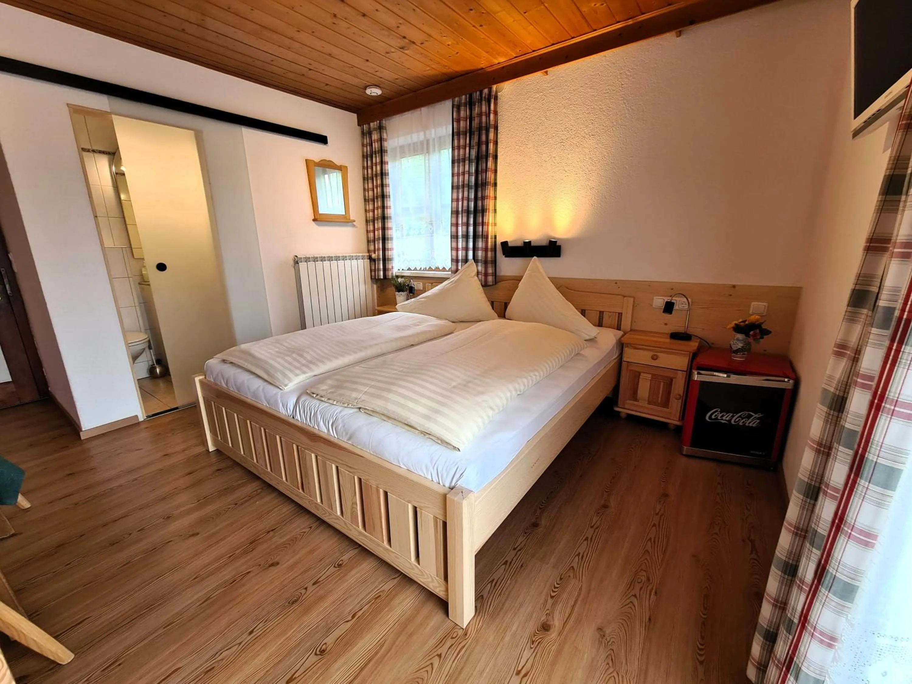 Photo of the whole room, Bed in Pension Sydler