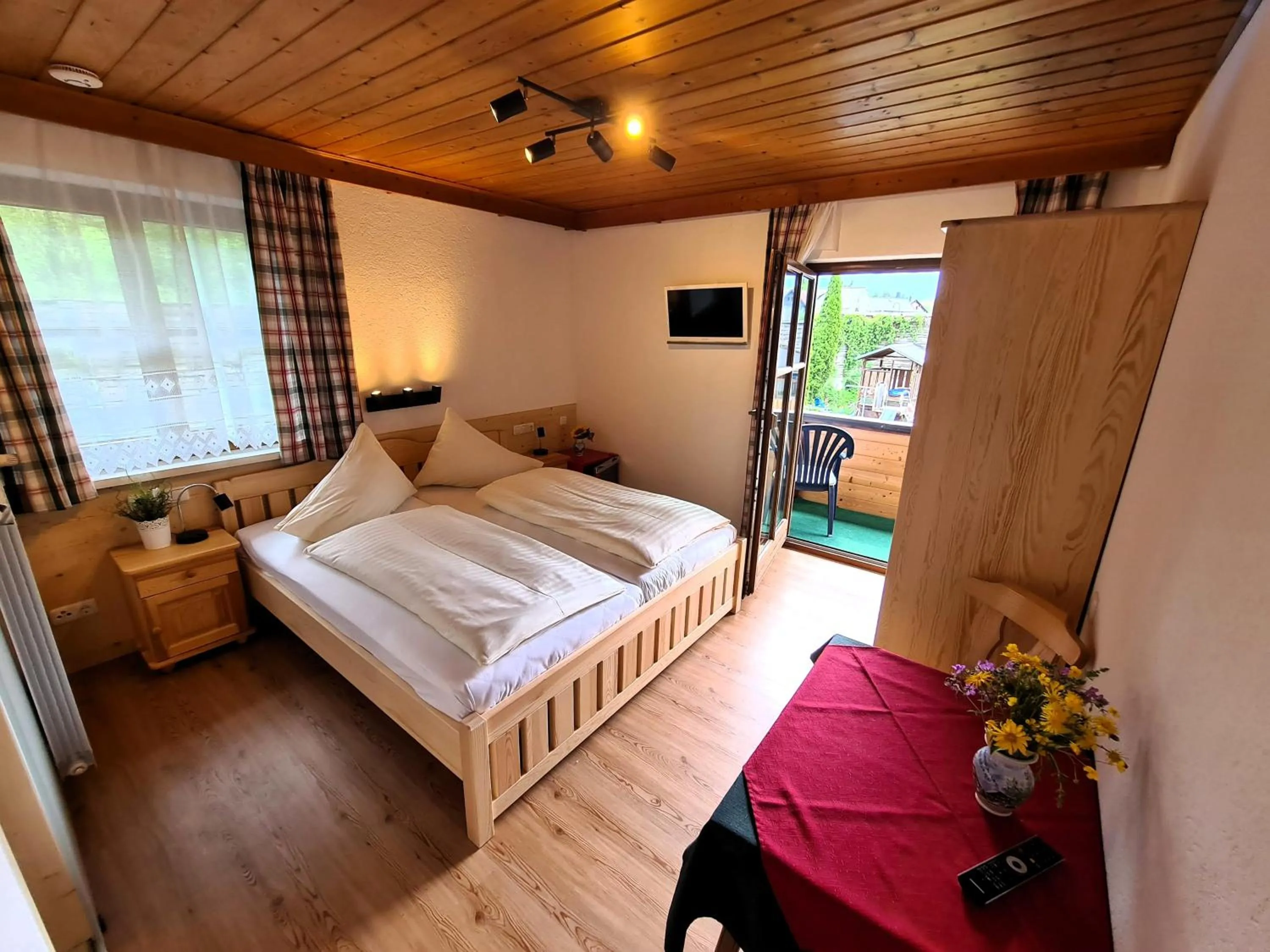 Photo of the whole room, Bed in Pension Sydler