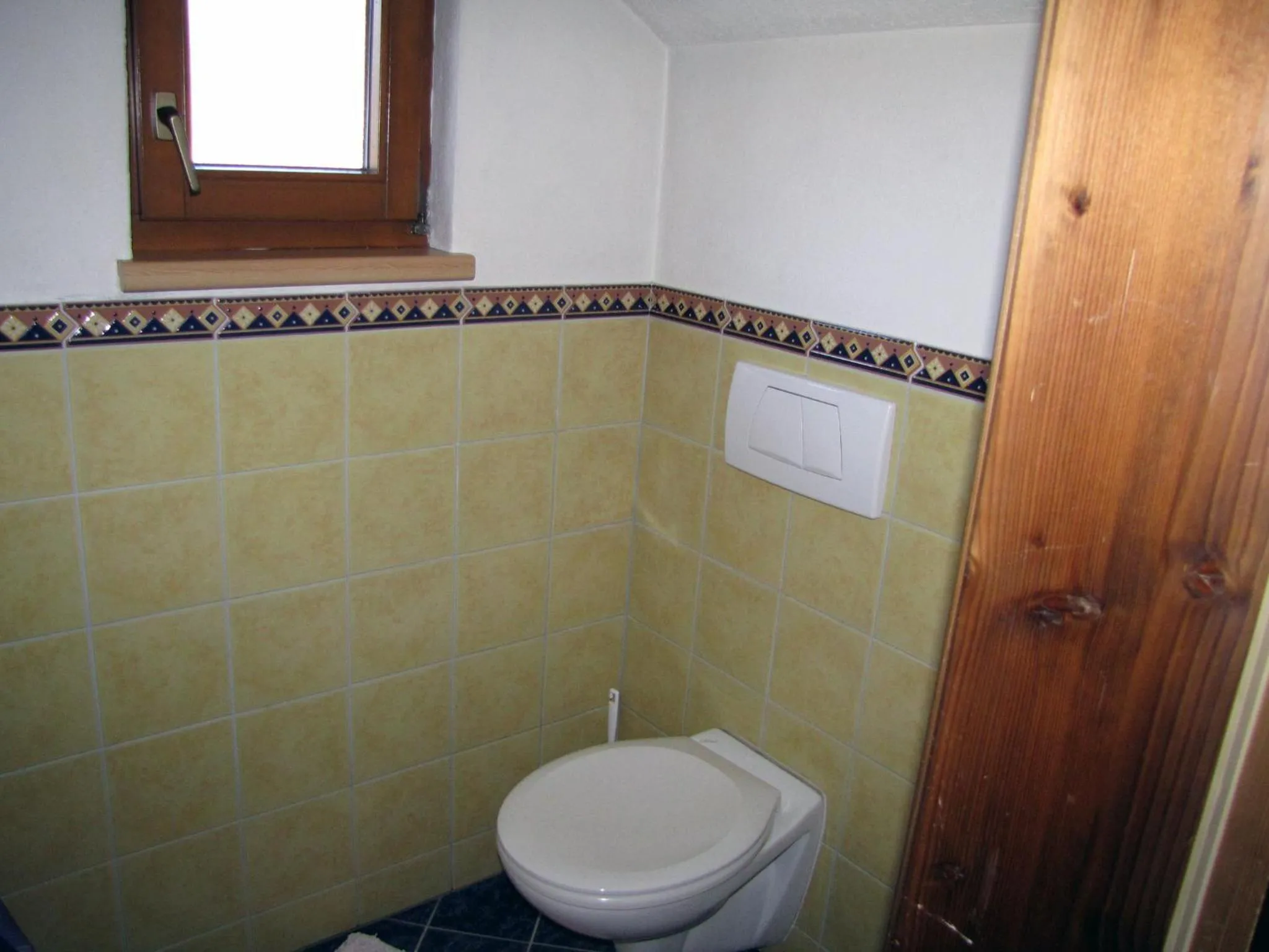 Toilet in Pension Sydler