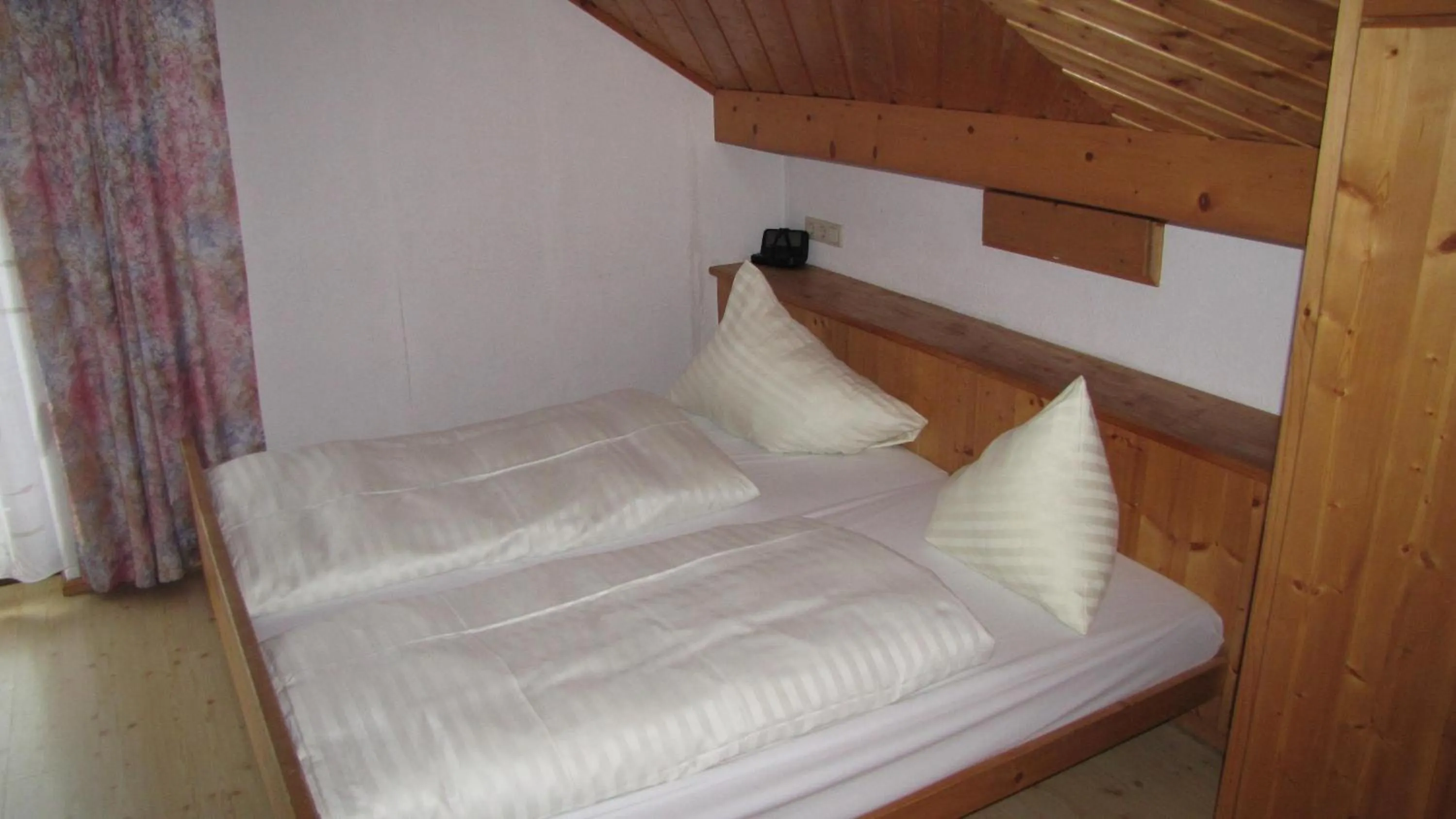 Photo of the whole room, Bed in Pension Sydler