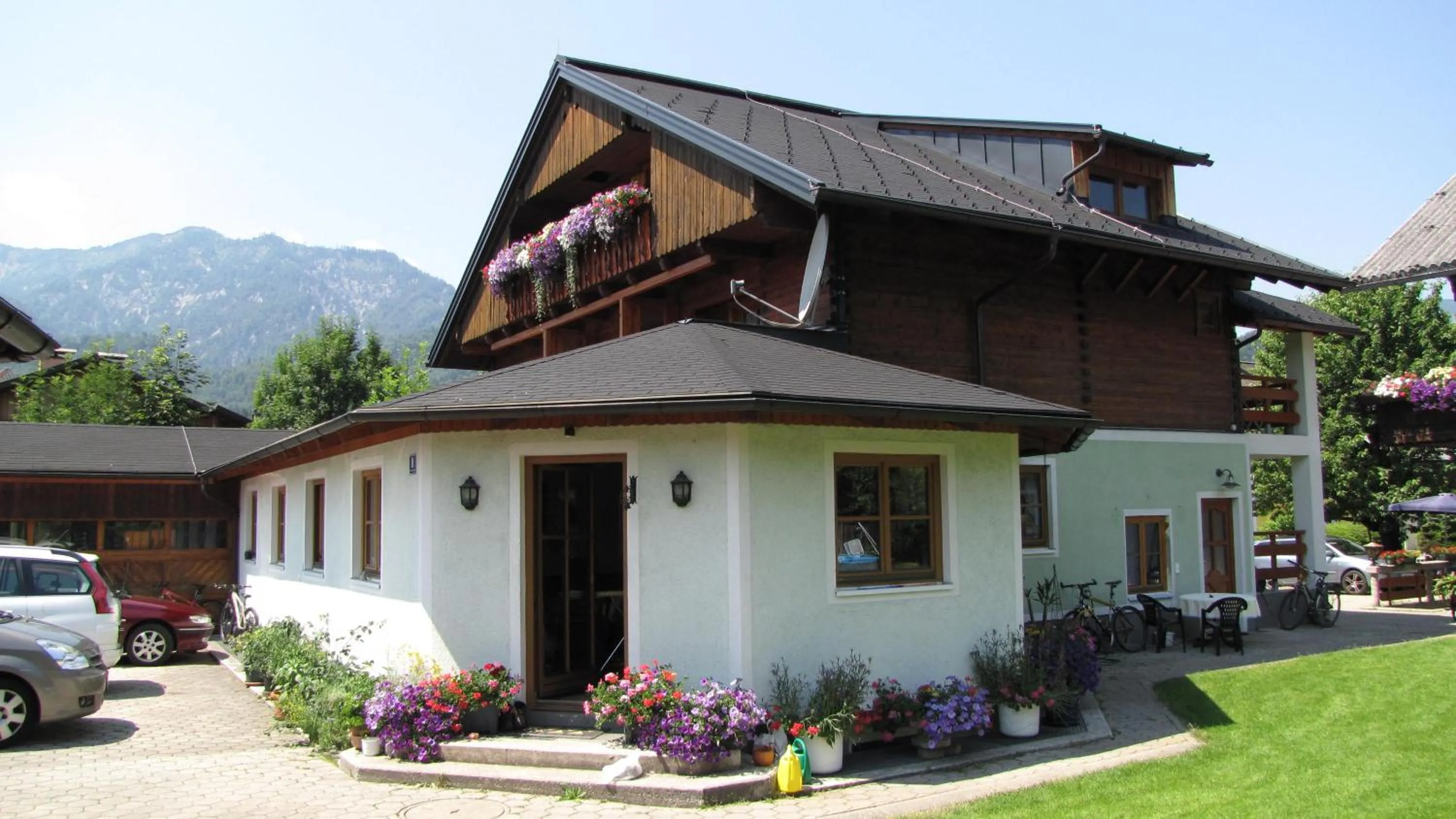 Property building in Pension Sydler