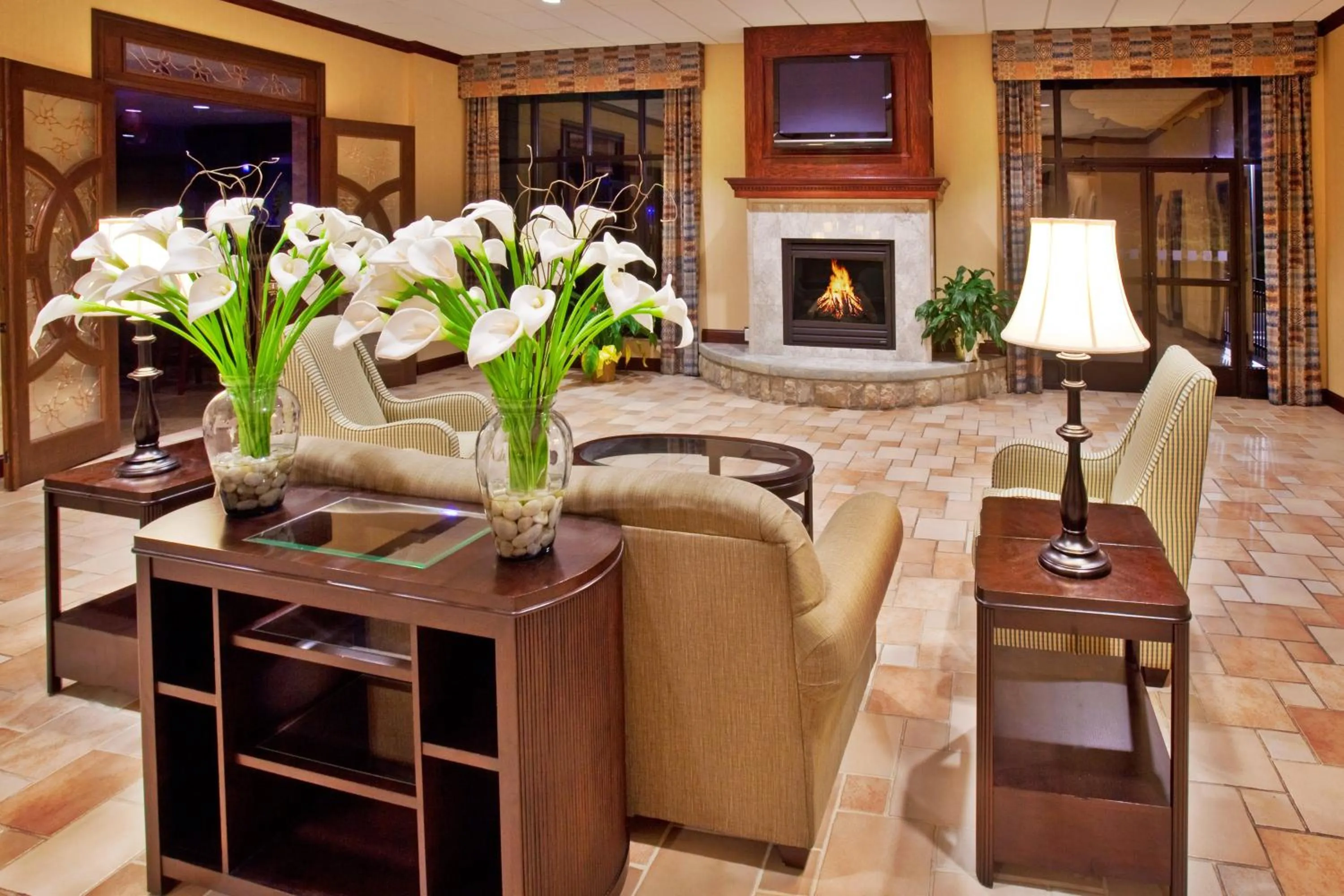 Property building in Holiday Inn Quincy by IHG