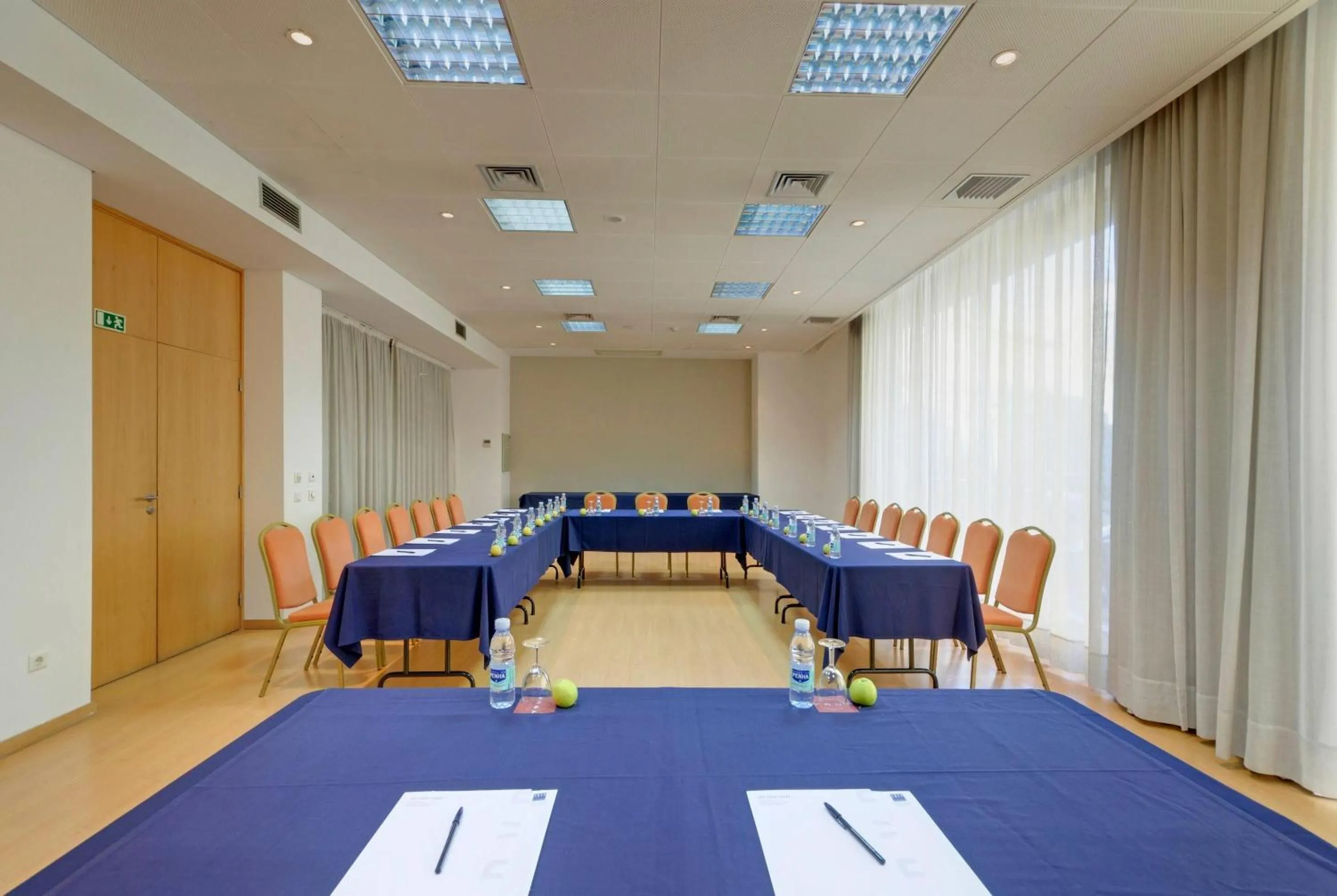 Meeting/conference room in TRYP by Wyndham Porto Centro Hotel