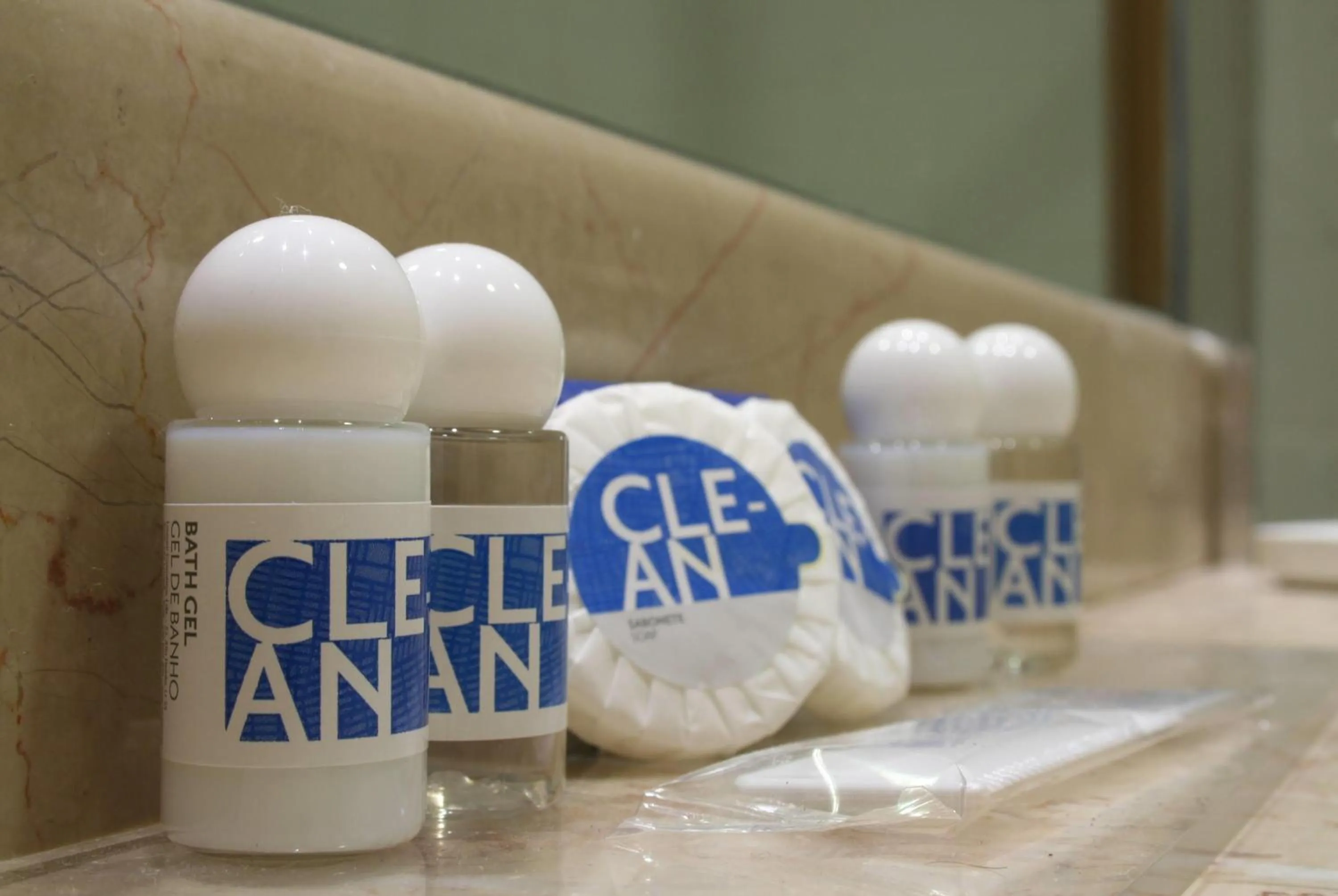 Bathroom in TRYP by Wyndham Porto Centro Hotel