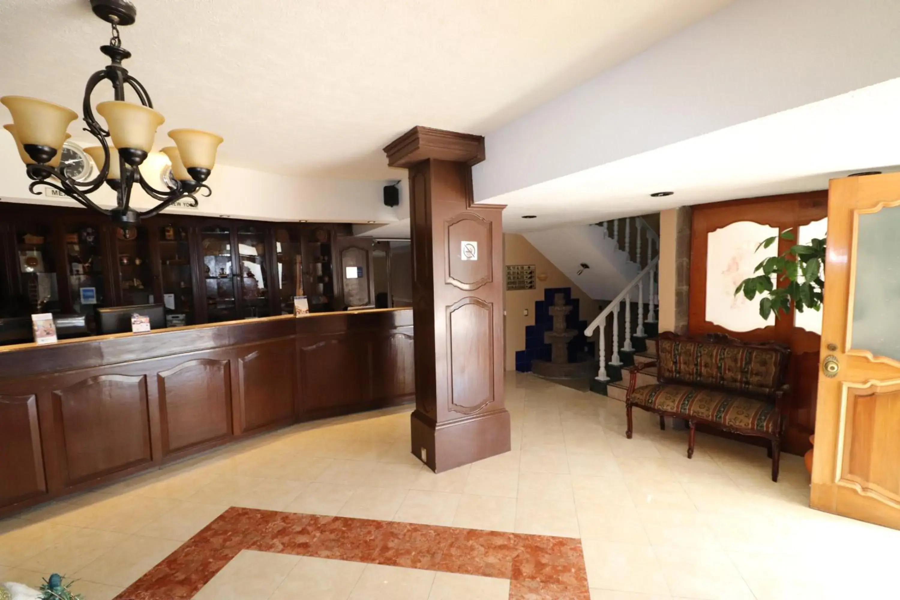 Property building in Best Western Toluca Property building in Best Western Toluca