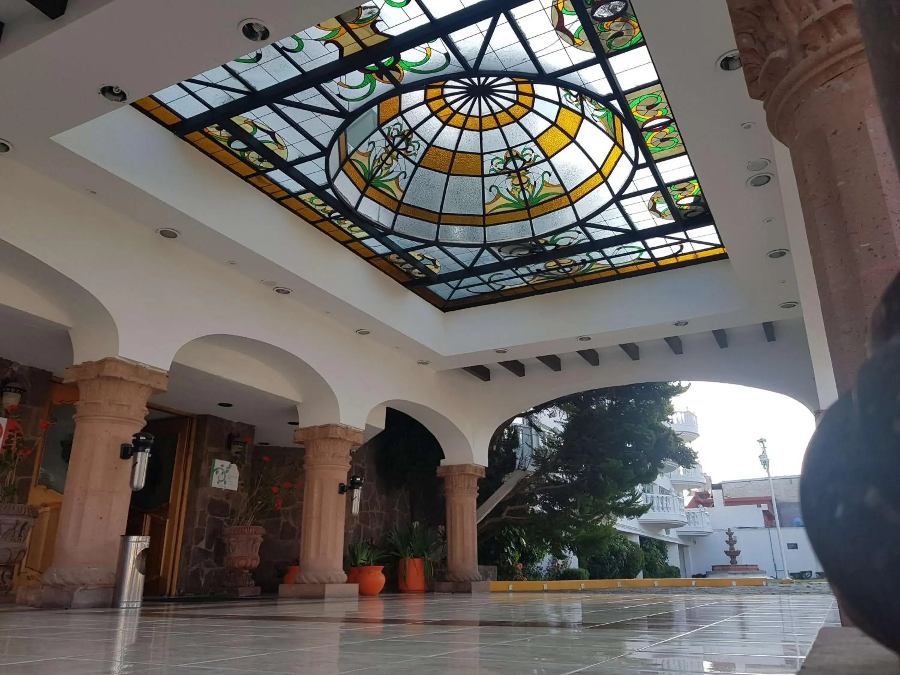 Lobby or reception in Best Western Toluca Lobby or reception in Best Western Toluca