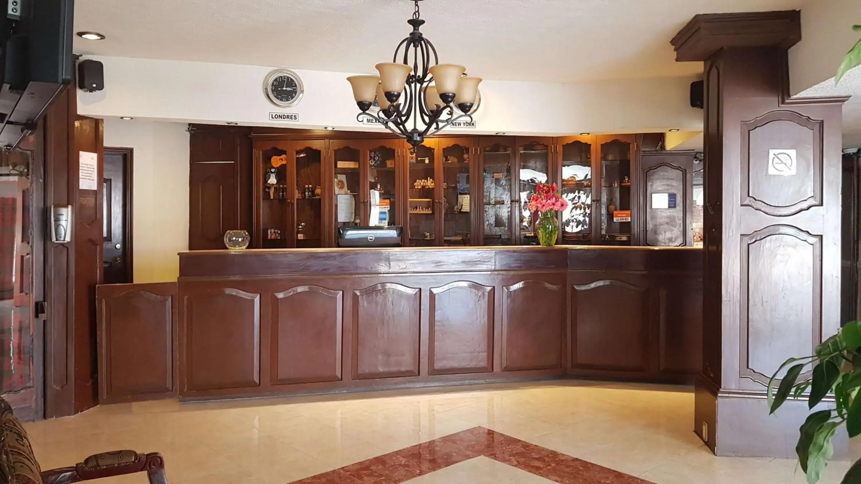 Lobby or reception in Best Western Toluca Lobby or reception in Best Western Toluca