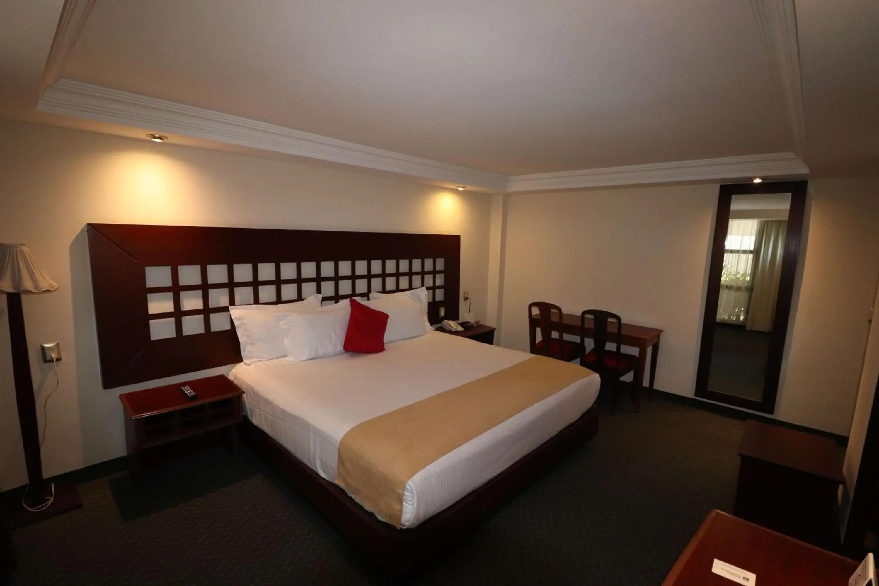 Bedroom, Bed in Best Western Toluca Bedroom, Bed in Best Western Toluca