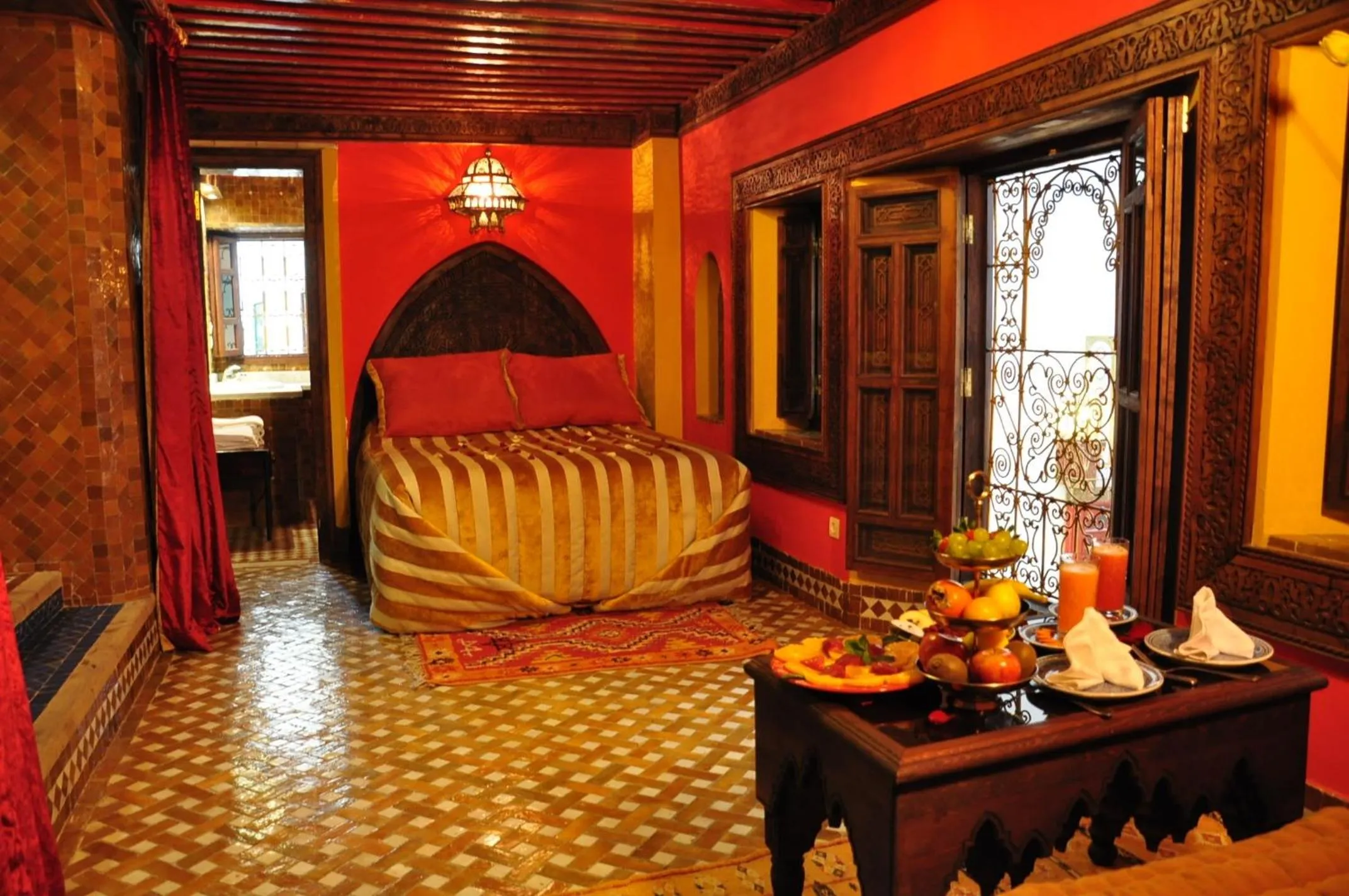 Photo of the whole room in Riad La Maison Verte