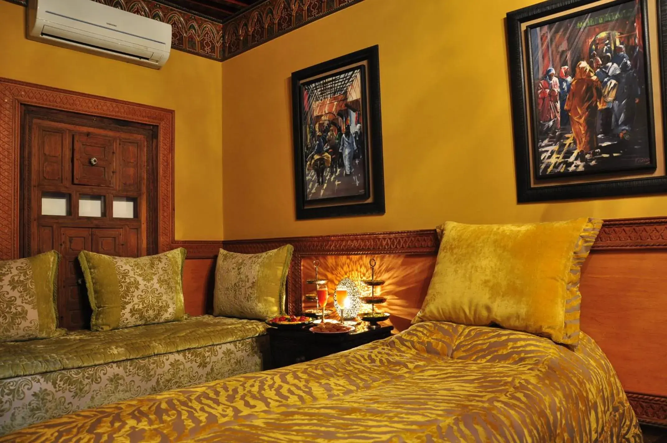 Lalla Neftaha Twin Room in Riad La Maison Verte Lalla Neftaha Twin Room in Riad La Maison Verte