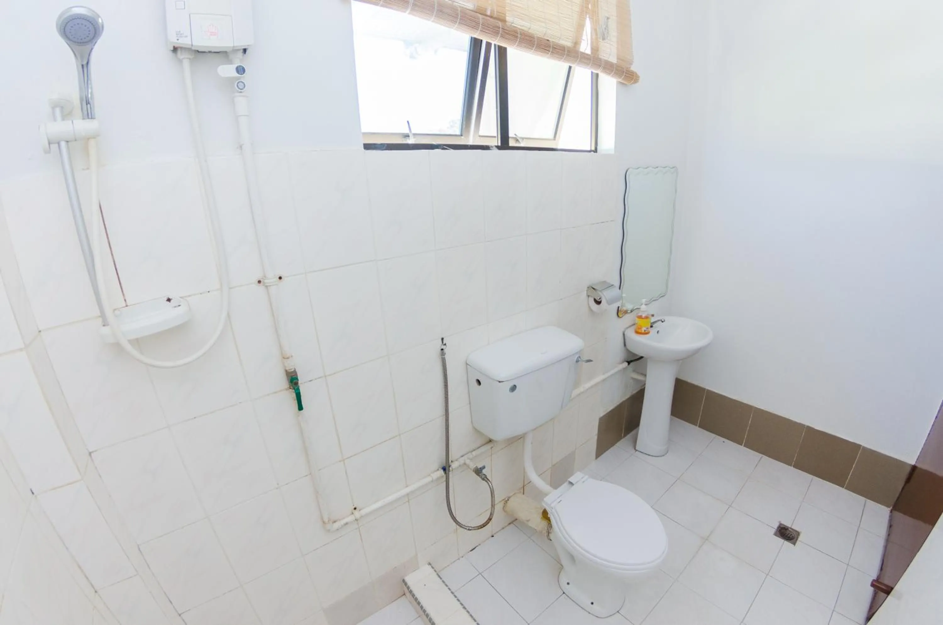Bathroom in Poni Homestay