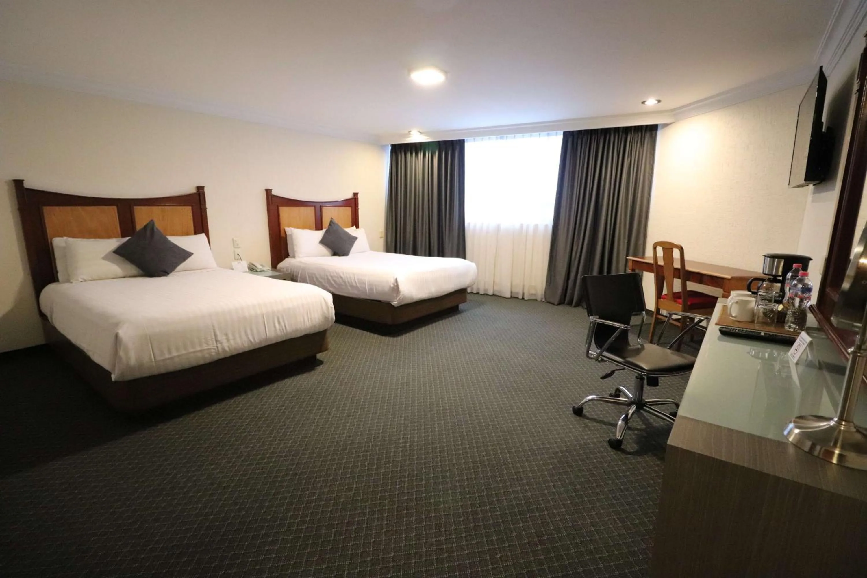 Bedroom, Bed in Best Western Plus Gran Marques