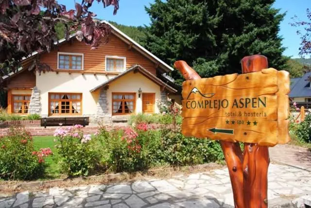 Facade/entrance in Complejo Aspen