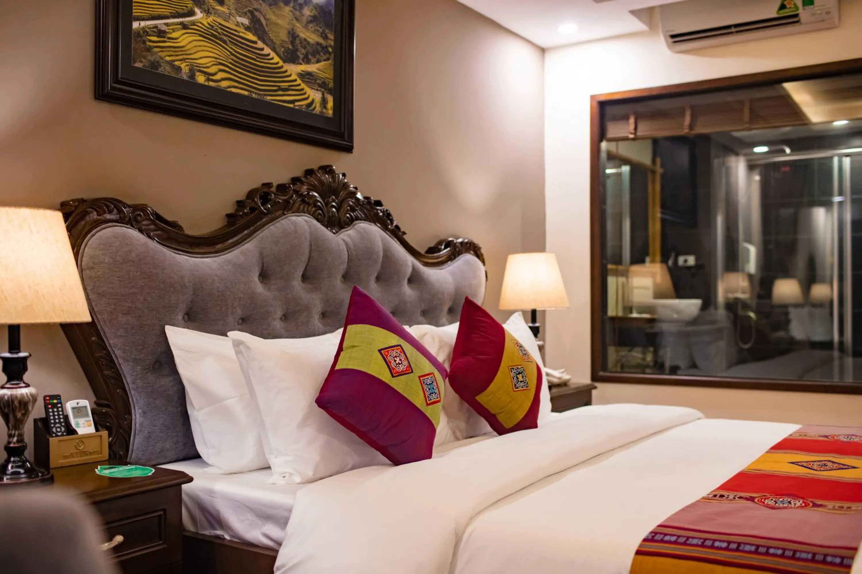 Bed in The View Sapa Hotel