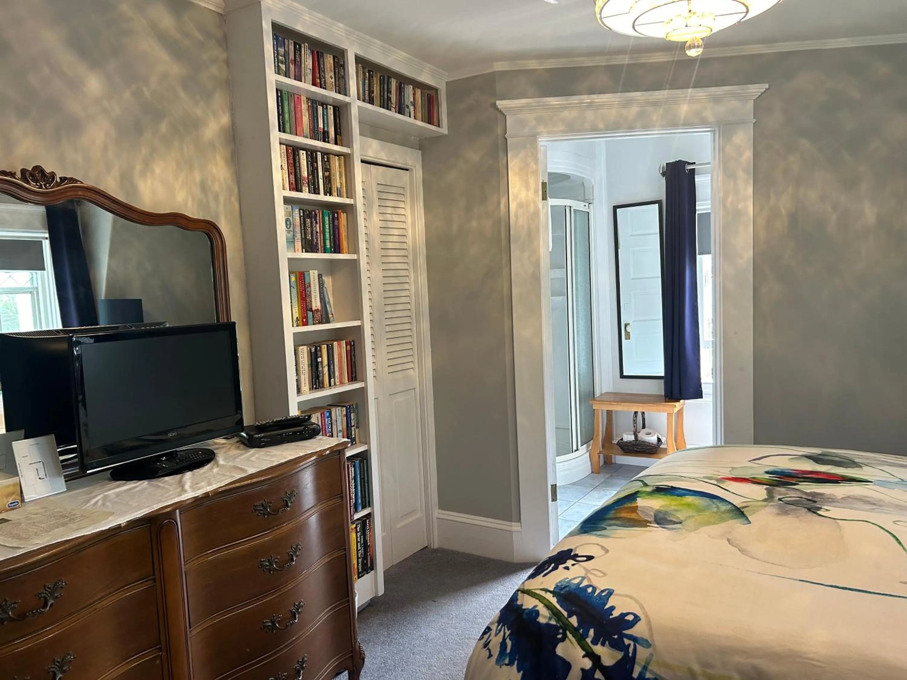 Bedroom, Bed in Belgravia B&B