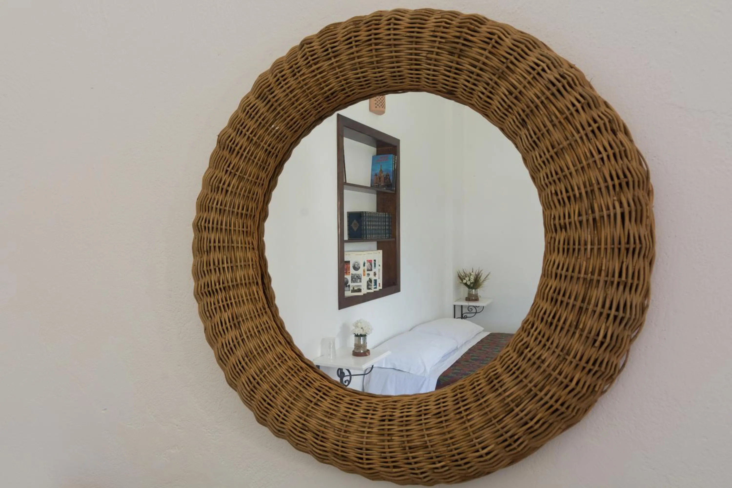 Decorative detail in Agriturismo di Serragiumenta