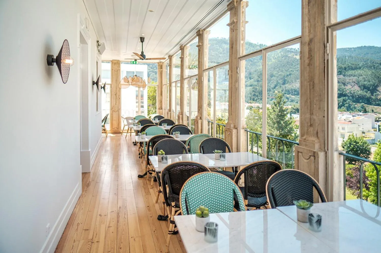 Restaurant/places to eat in Palacio da Lousa Boutique Hotel