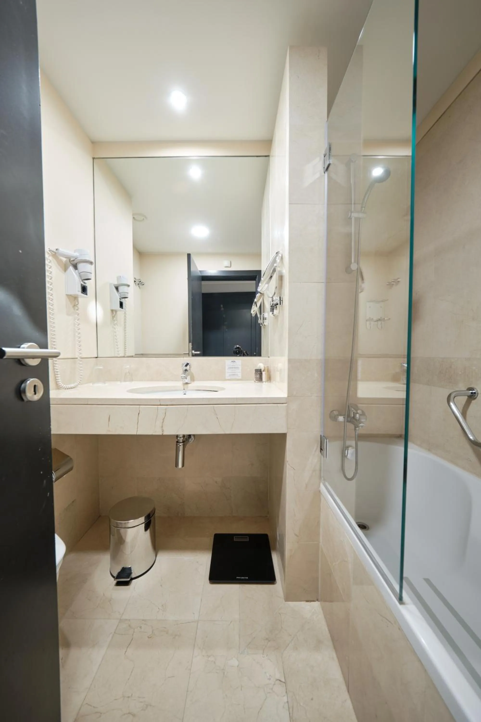 Bathroom in Palacio da Lousa Boutique Hotel