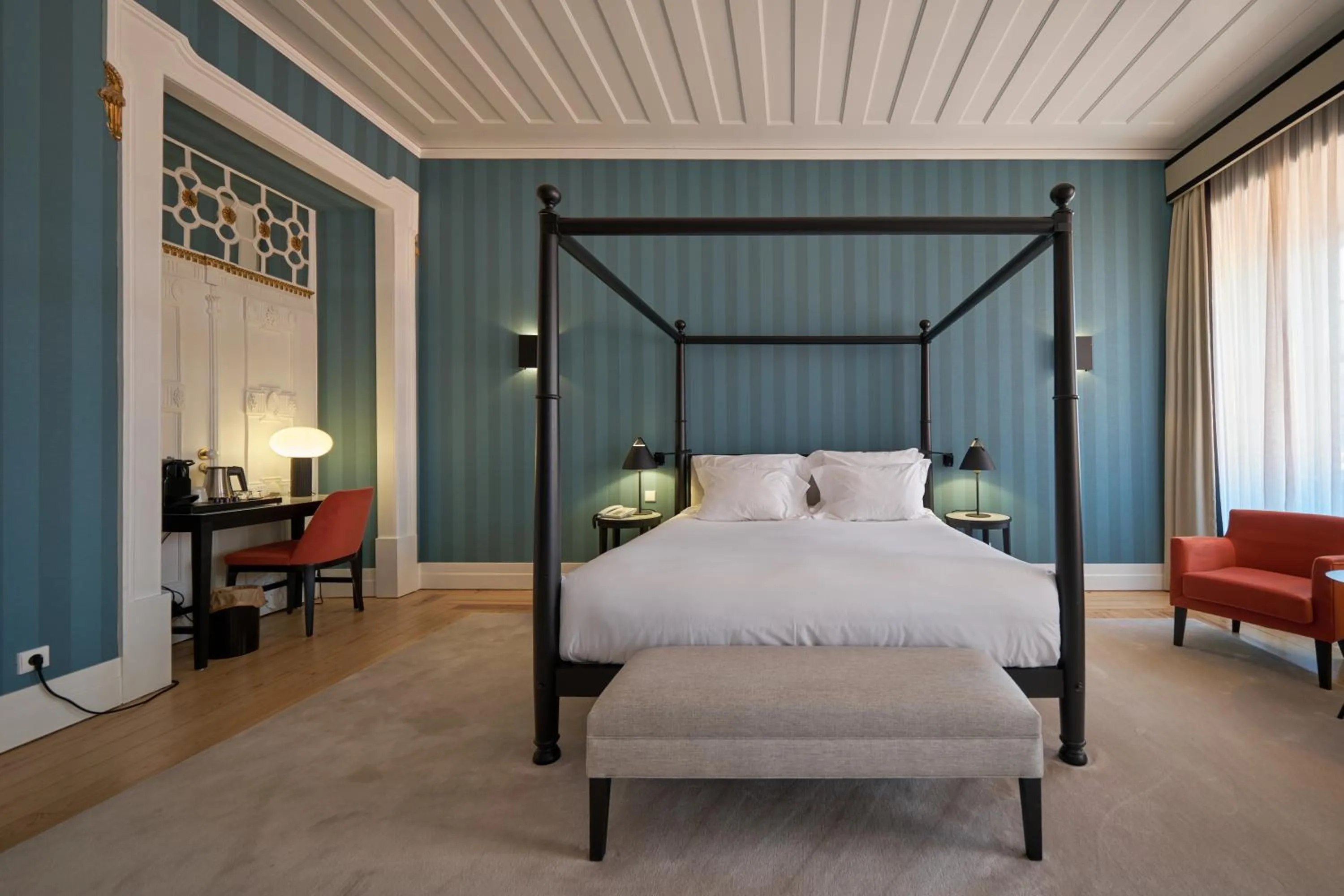 Bedroom, Bed in Palacio da Lousa Boutique Hotel