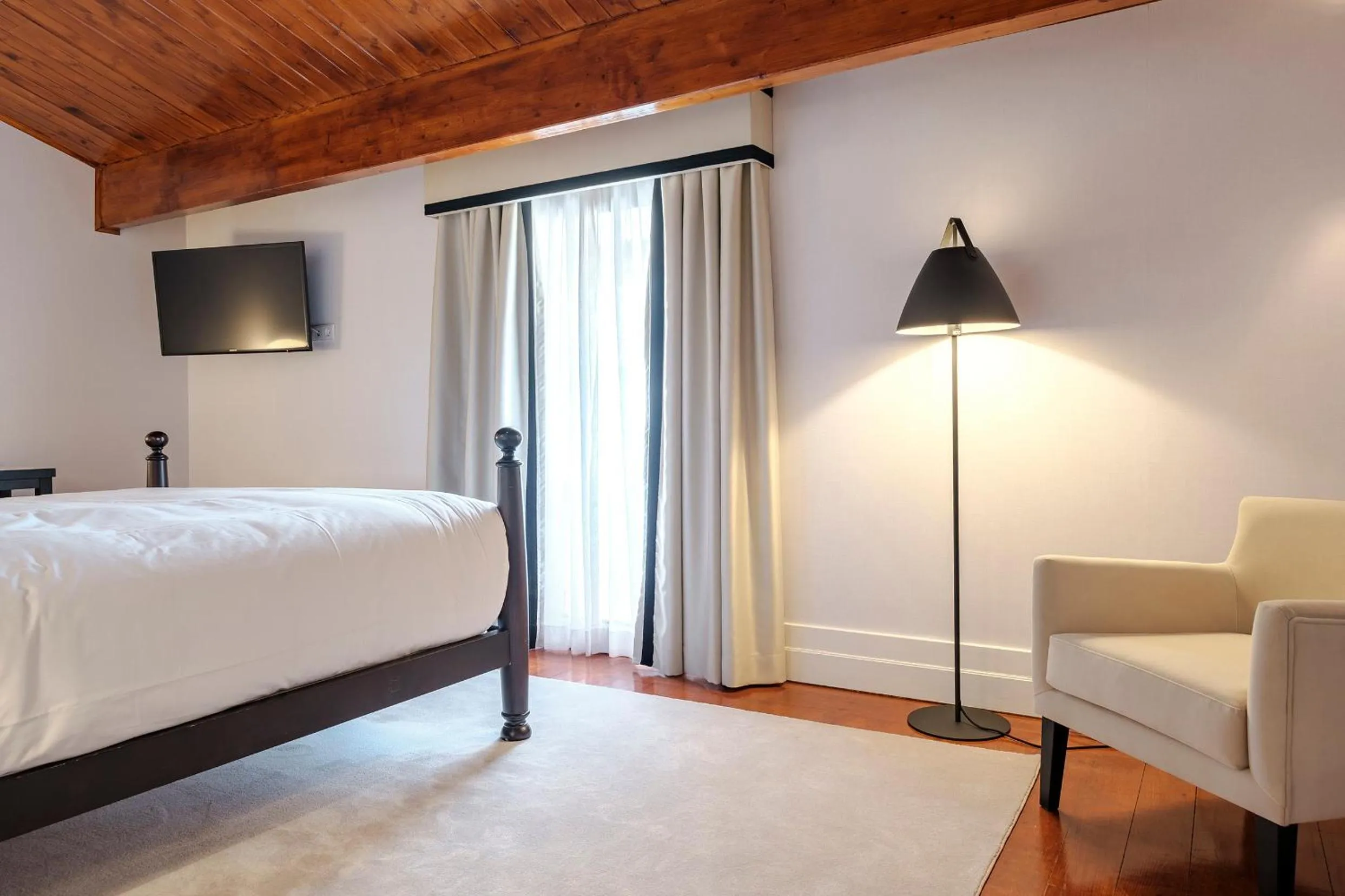 Bedroom, Bed in Palacio da Lousa Boutique Hotel