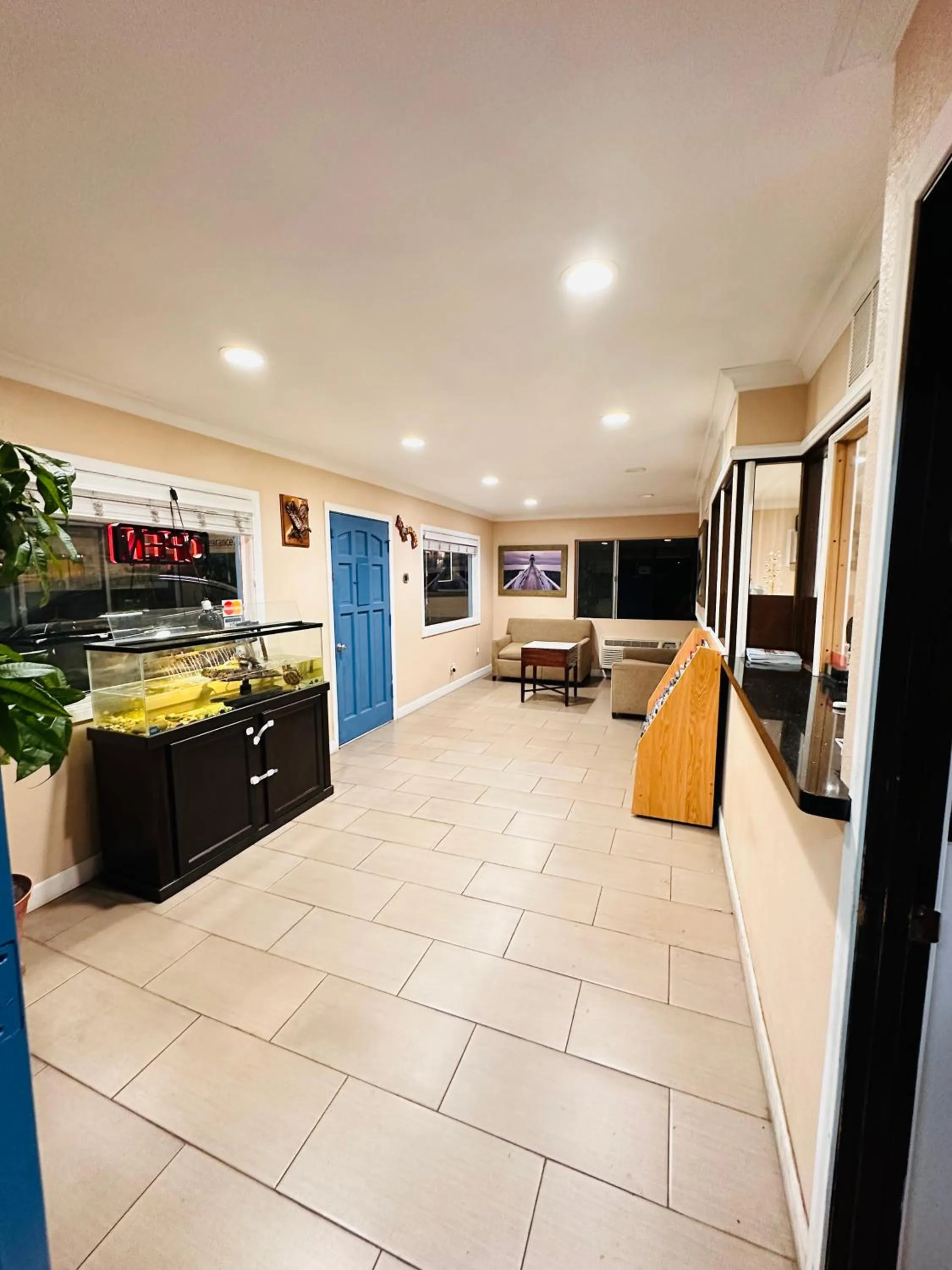 Lobby or reception in Franciscan Inn Motel