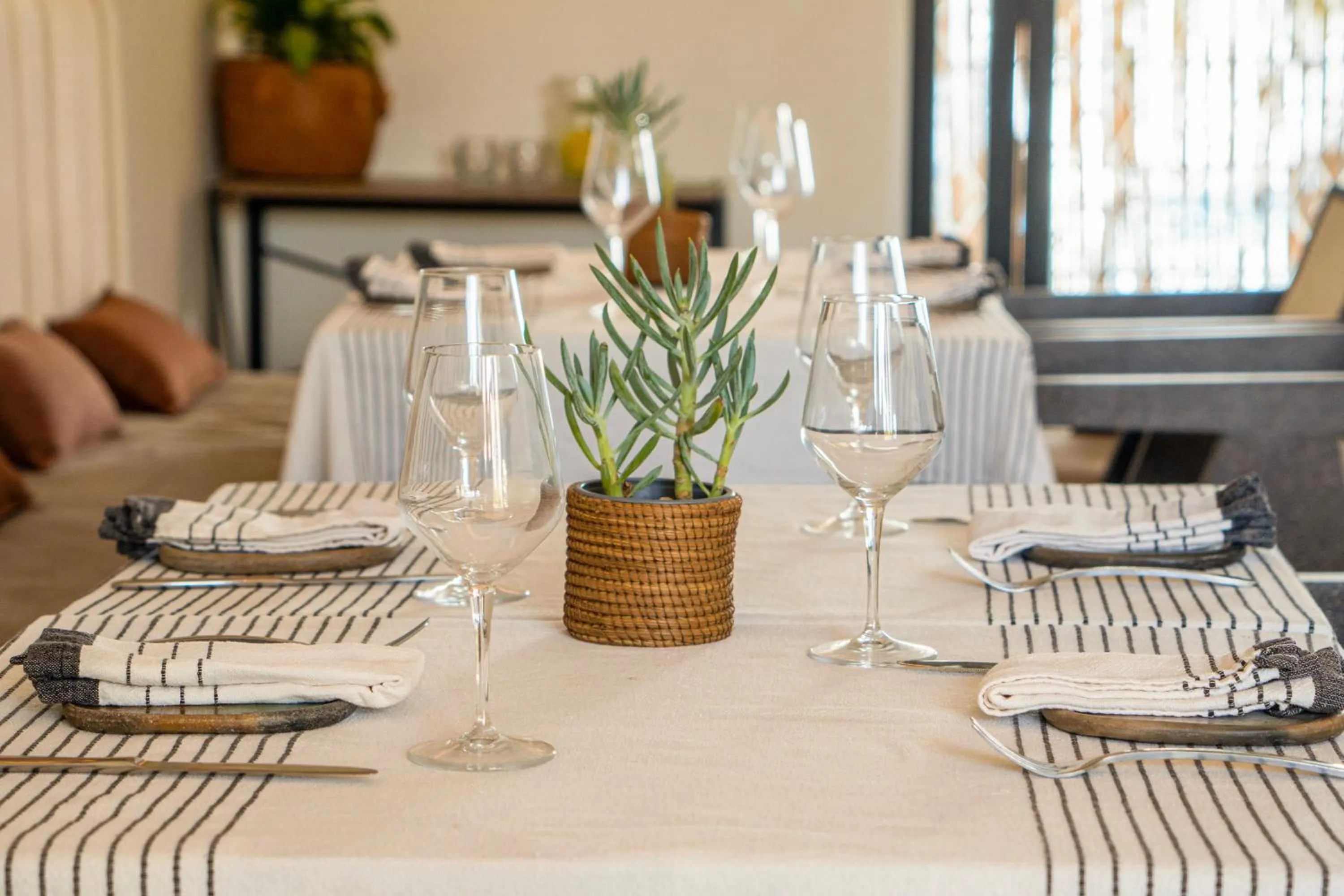 Restaurant/places to eat in Casa Bonita Hotel & Luxury Residence