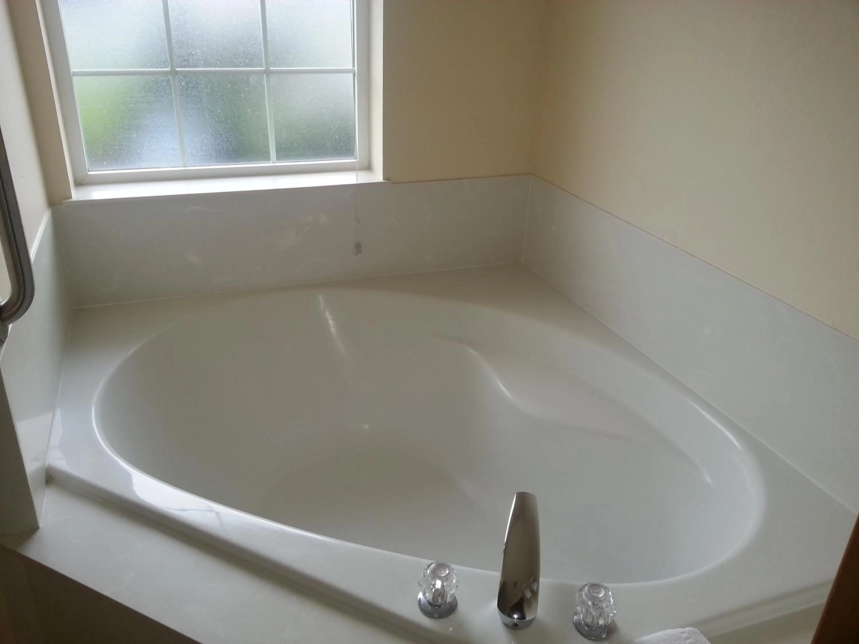 Bathroom in Fidalgo Country Inn