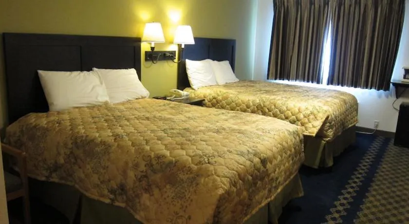 Photo of the whole room, Bed in Fidalgo Country Inn