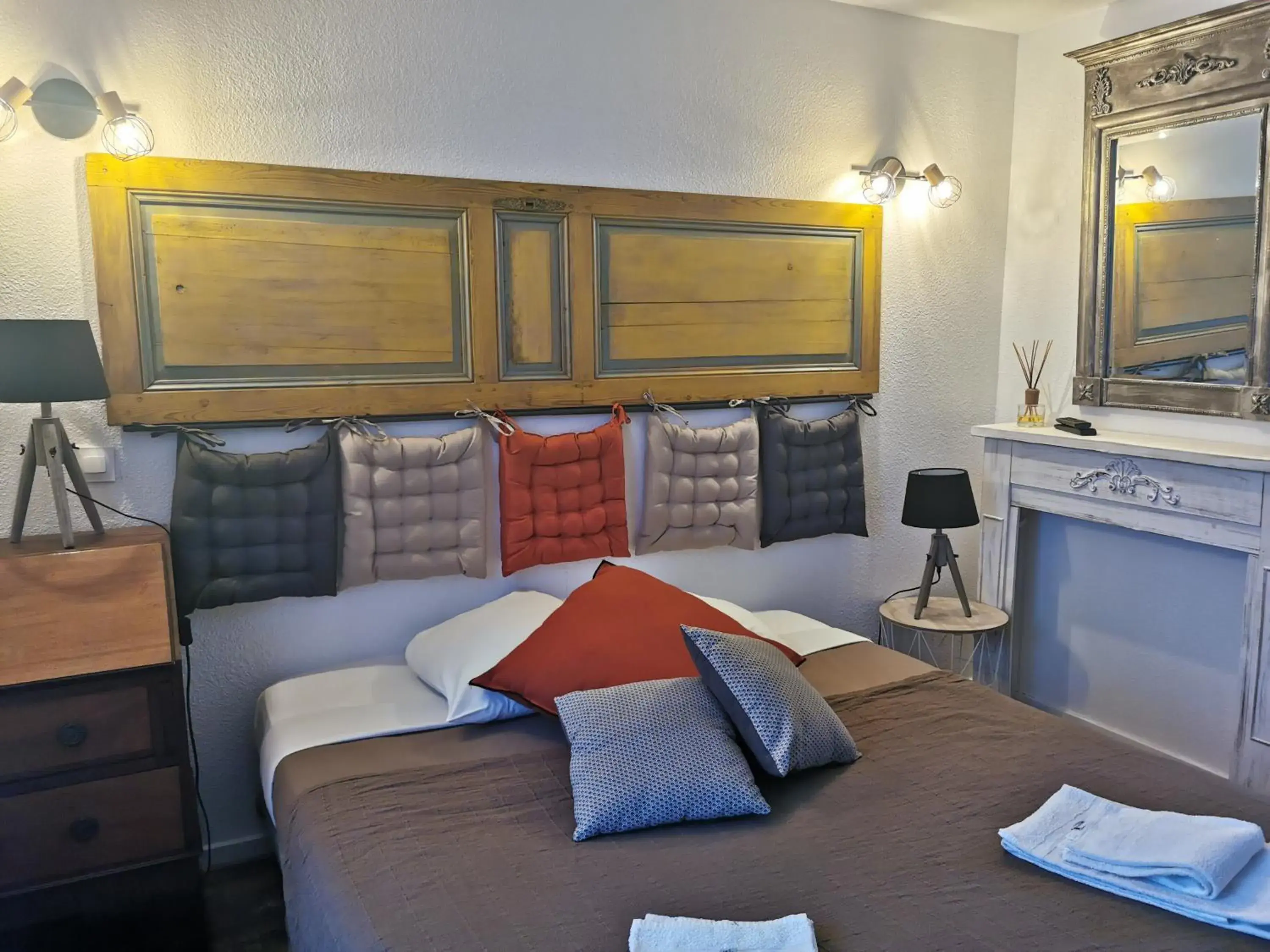 Double Room with Private External Bathroom in Les Tamaris Double Room with Private External Bathroom in Les Tamaris